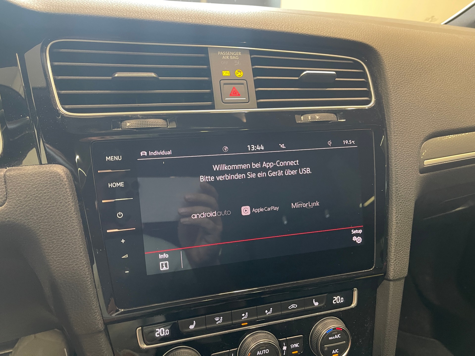 VW Golf 2.0 TSI GTI Performance-image-24