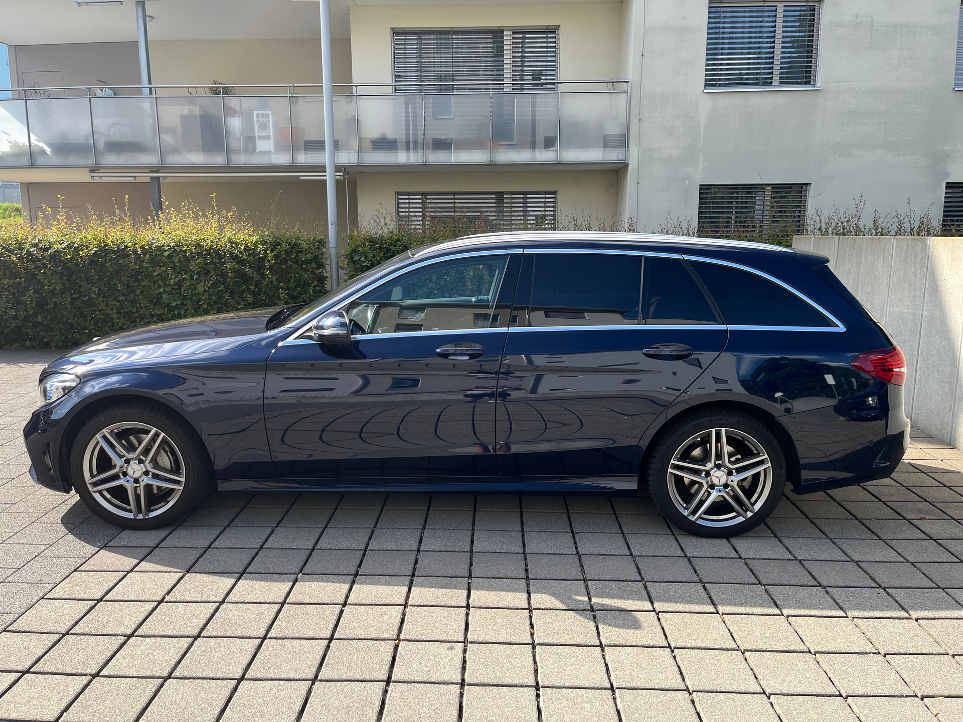 MERCEDES-BENZ C 220 d 4matic-image-1