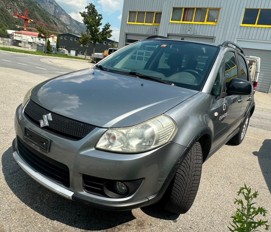 SUZUKI SX4 1.6 16V GL Top Piz Sulai LE 4WD-image-1