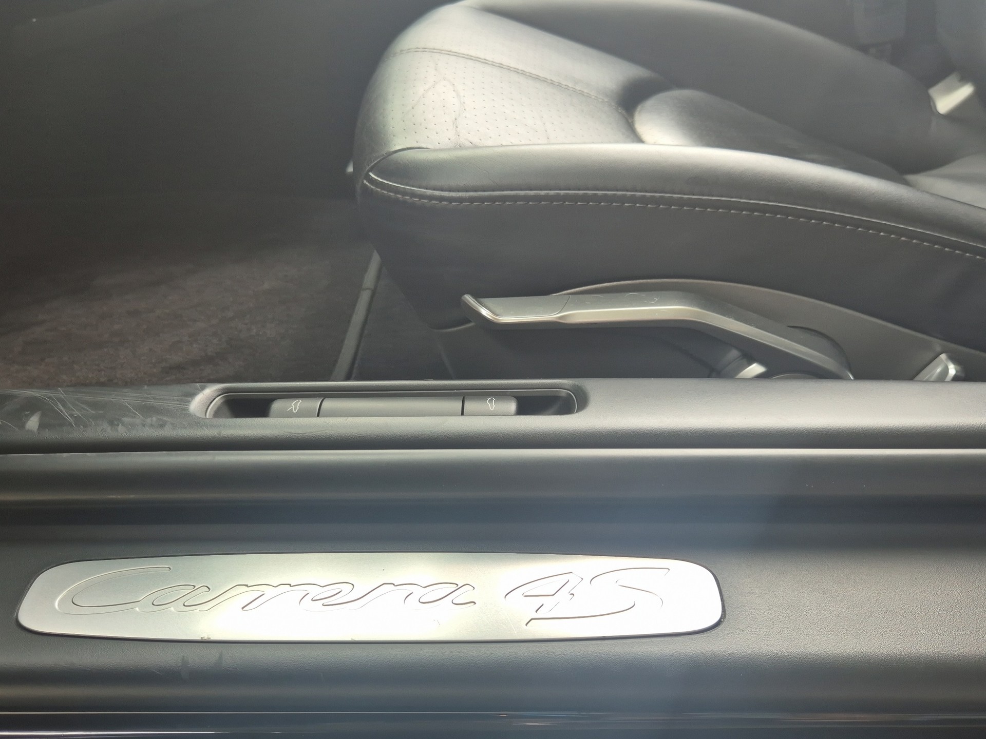 PORSCHE 911 Cabrio Carrera 4S PDK-image-10
