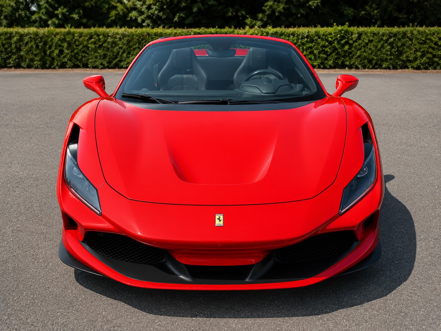 FERRARI F8 Spyder - aus 1. Hand-image-2