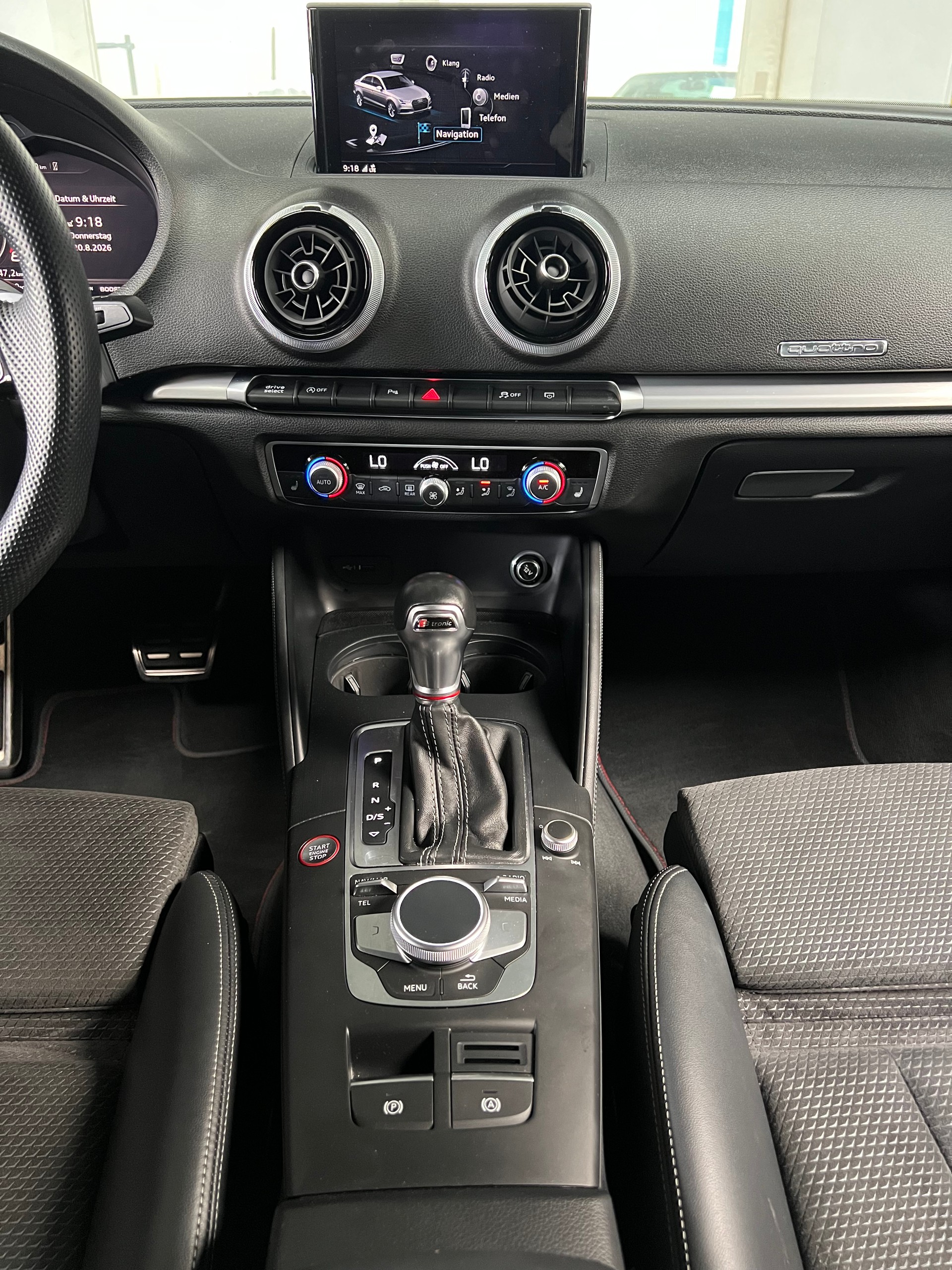 AUDI S3 Limousine 2.0 TFSI quattro S-tronic-image-5