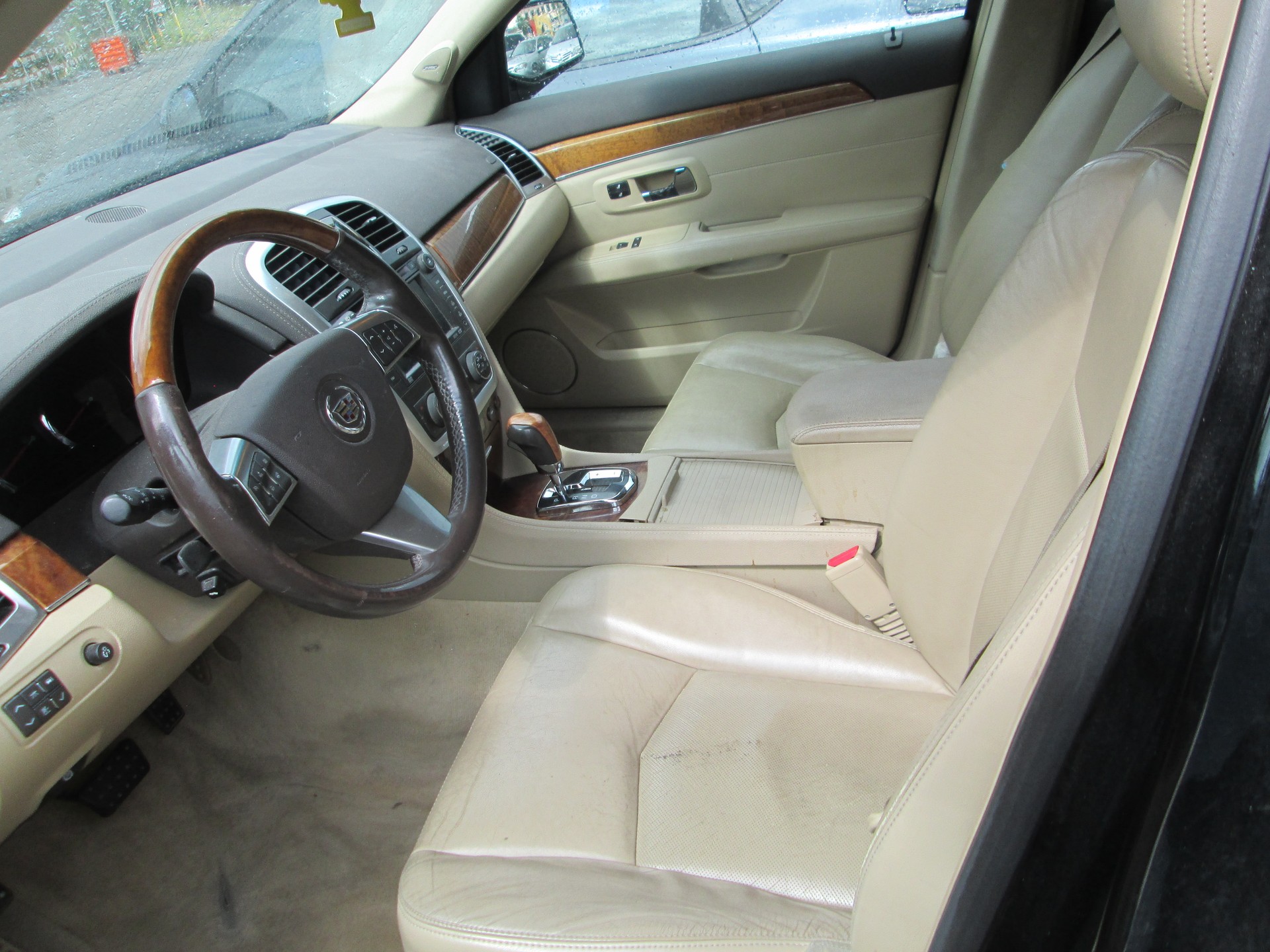 CADILLAC SRX 3.6 V6 Elegance 4WD-image-7