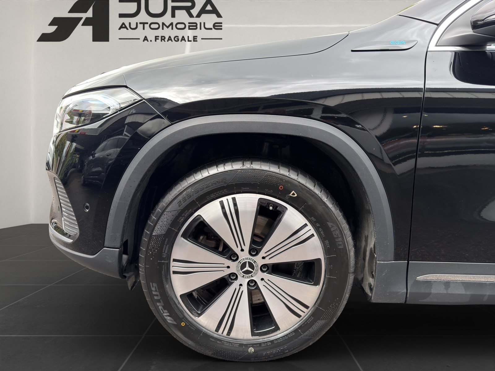 MERCEDES-BENZ EQA 300 4matic Premium-image-6