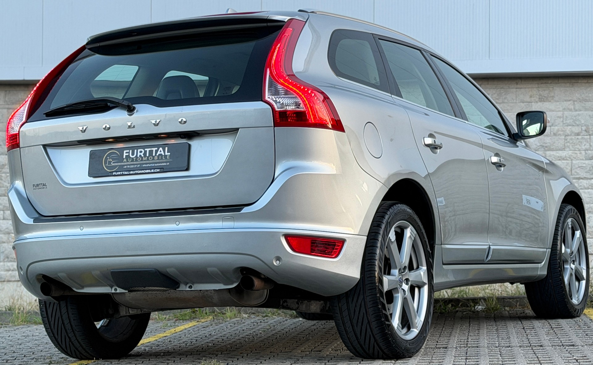 VOLVO XC60 T5 Summum Powershift-image-9