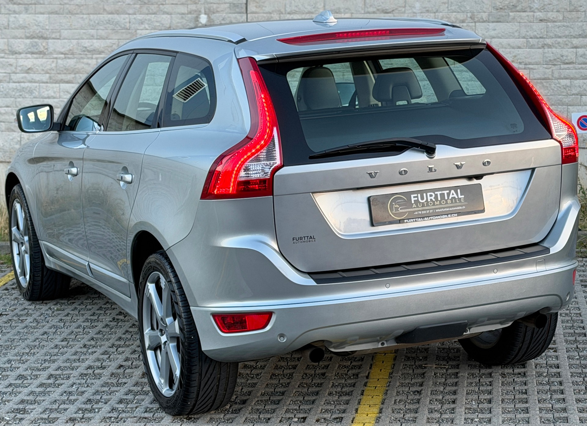 VOLVO XC60 T5 Summum Powershift-image-6