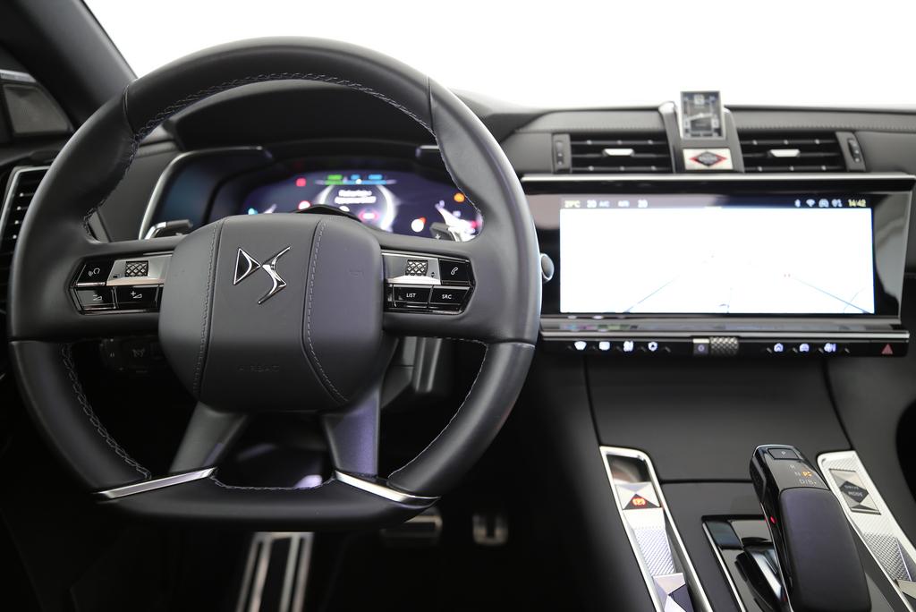 DS AUTOMOBILES 7 1.6 E-Tense Opéra-image-4