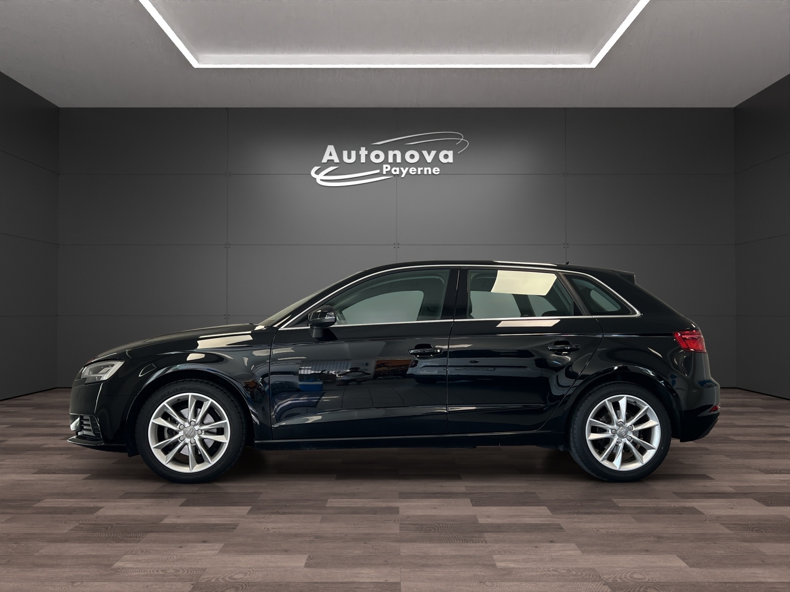AUDI A3 Sportback 1.5 TFSI-image-2