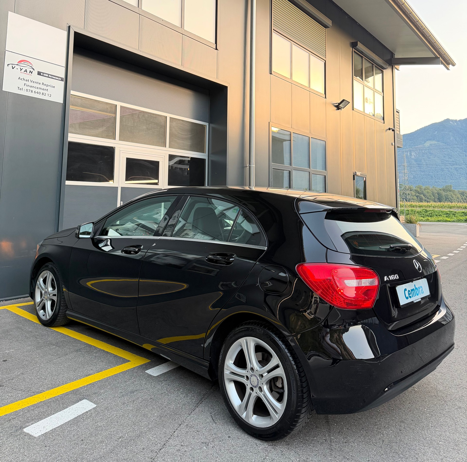 MERCEDES-BENZ A 160 CDI Urban-image-4