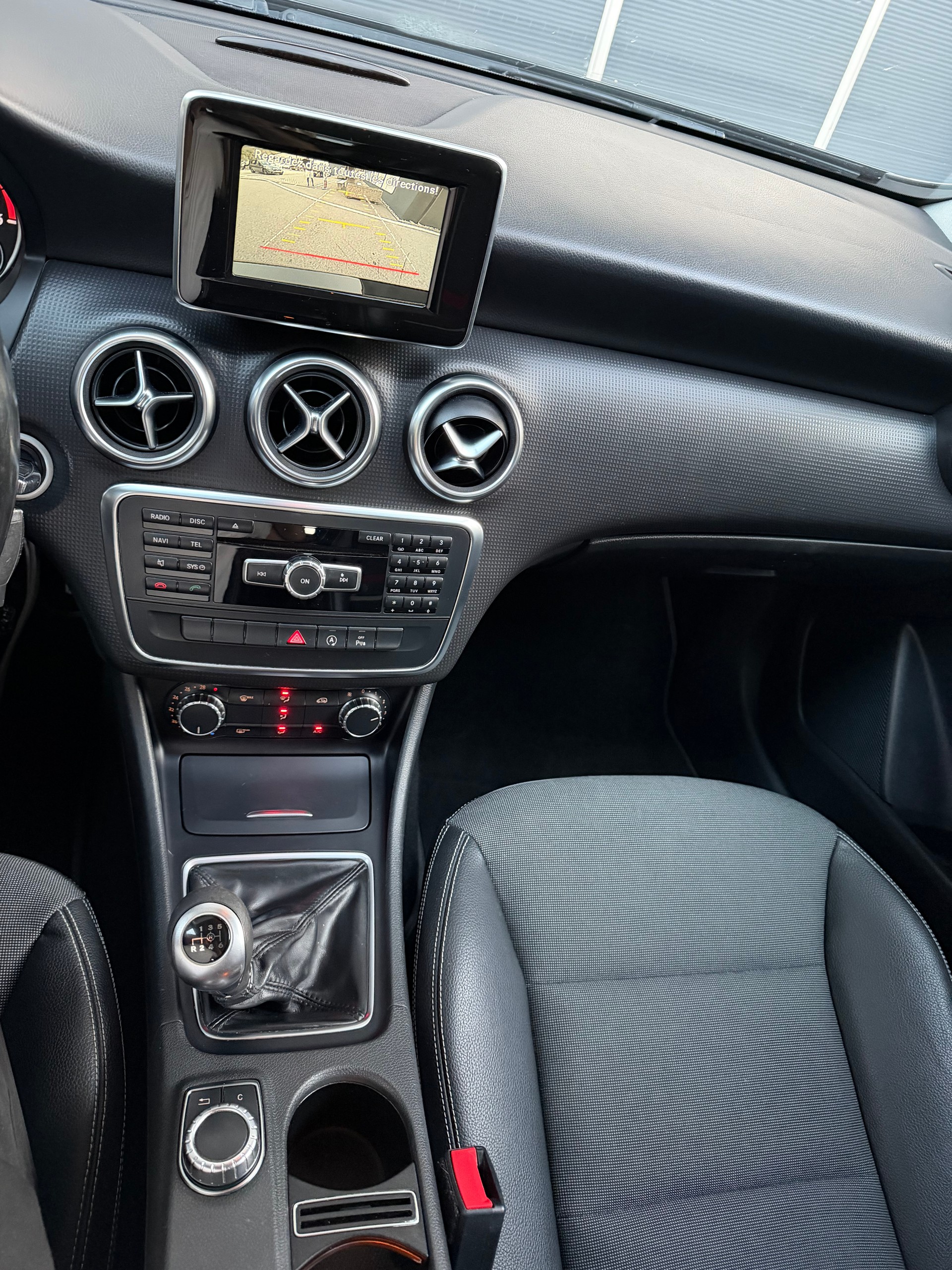 MERCEDES-BENZ A 160 CDI Urban-image-13
