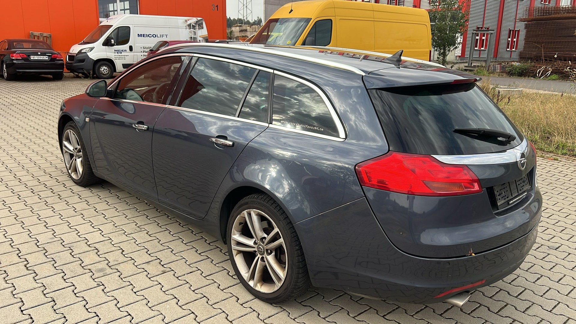 OPEL Insignia ST 2.8 Turbo Sport 4WD Aut.-image-1