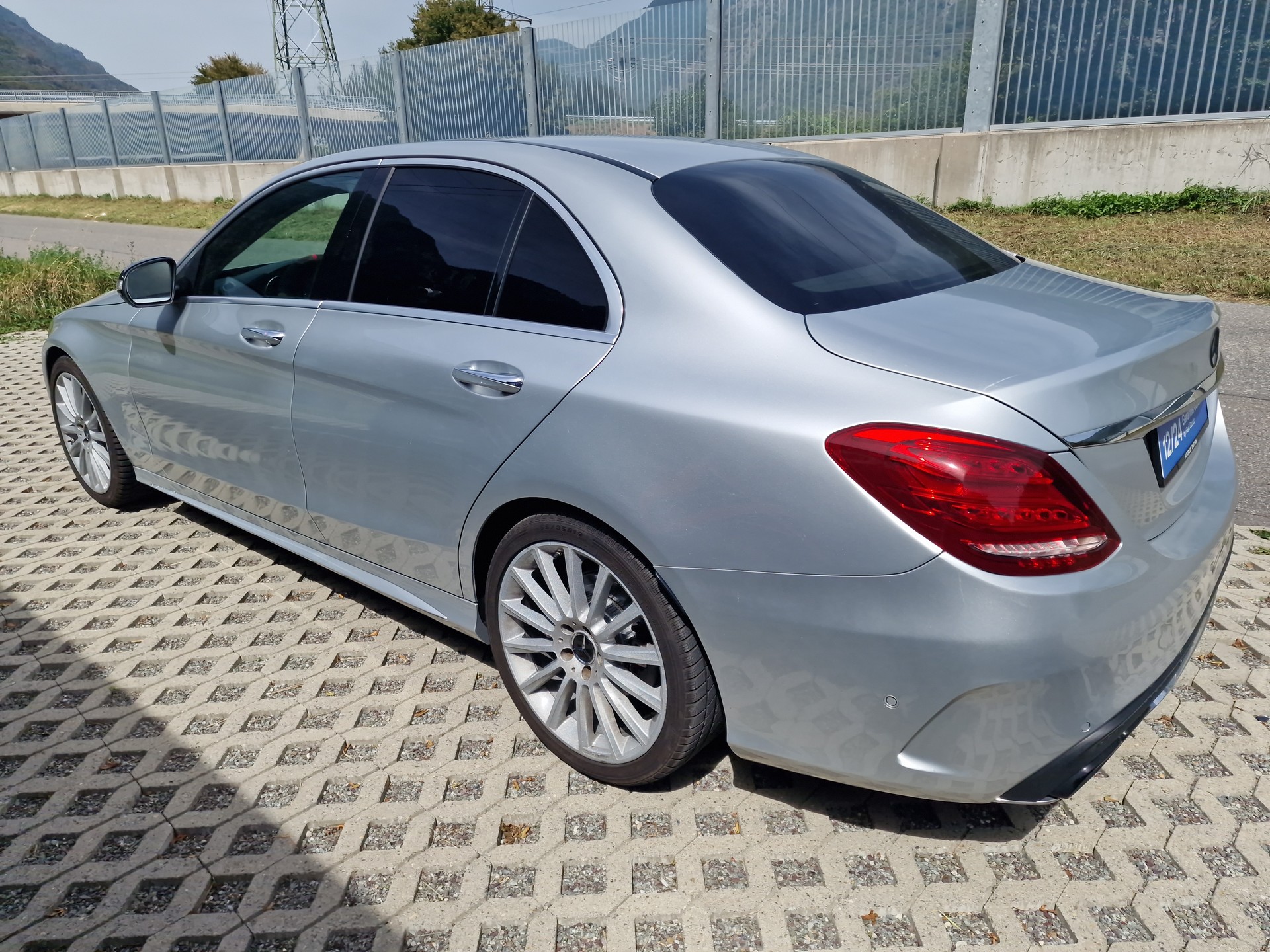 MERCEDES-BENZ C 200 Avantgarde 7G-Tronic-image-3