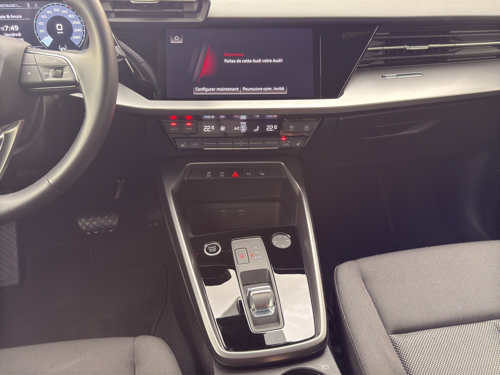 AUDI A3 Sportback 35 TFSI Attraction S-tronic-image-10