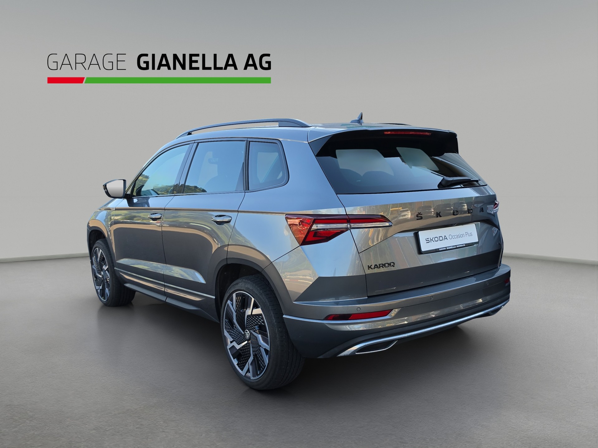 SKODA Karoq 2.0 TSI SportLine 4x4 DSG-image-2