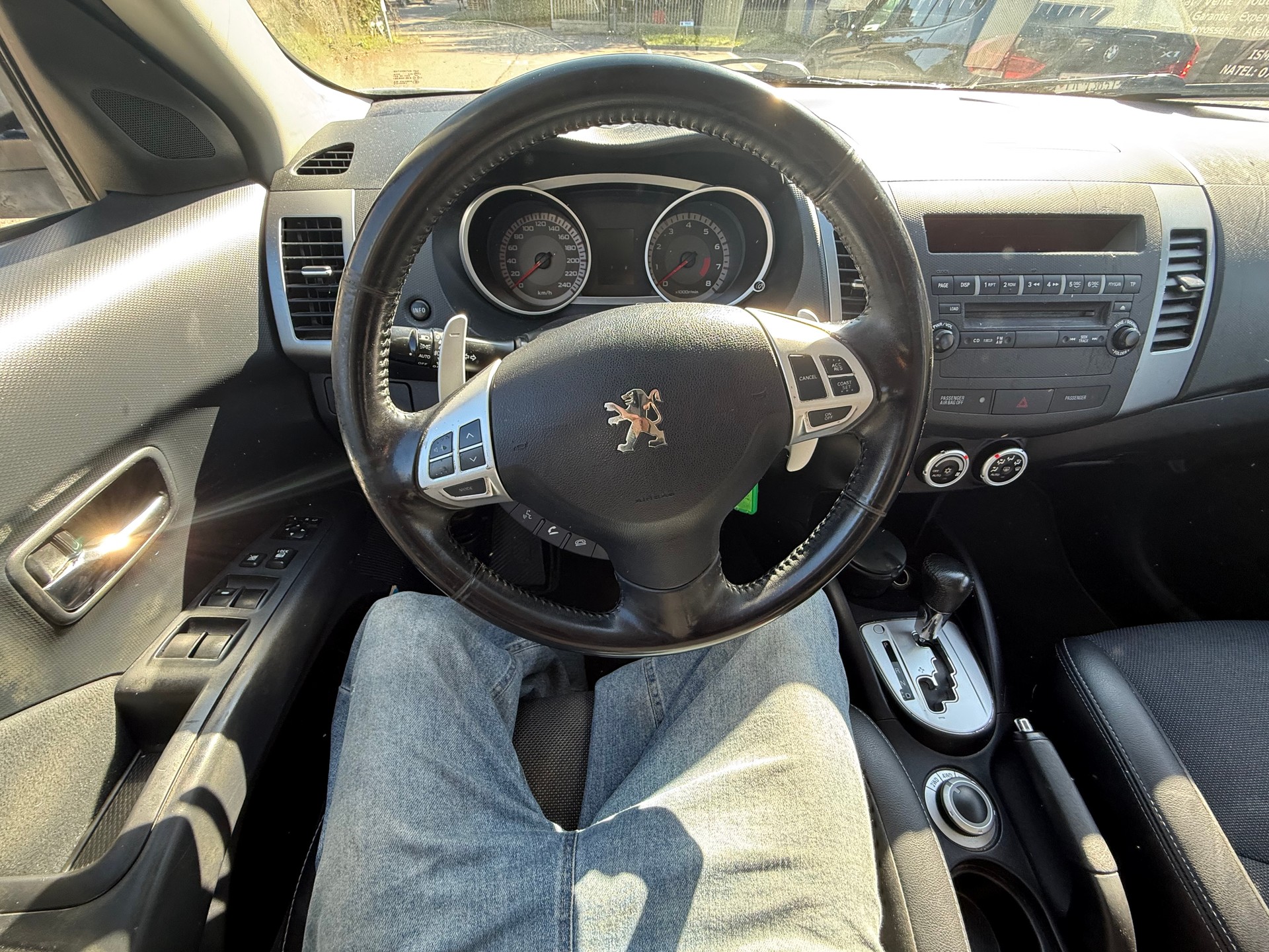 PEUGEOT 4007 2.4 Dynamic CVT-image-25