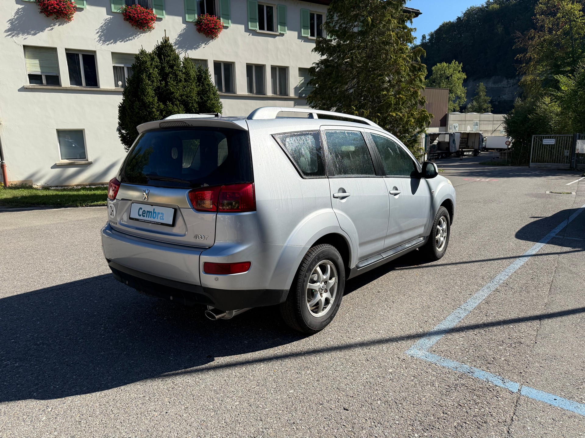 PEUGEOT 4007 2.4 Dynamic CVT-image-5