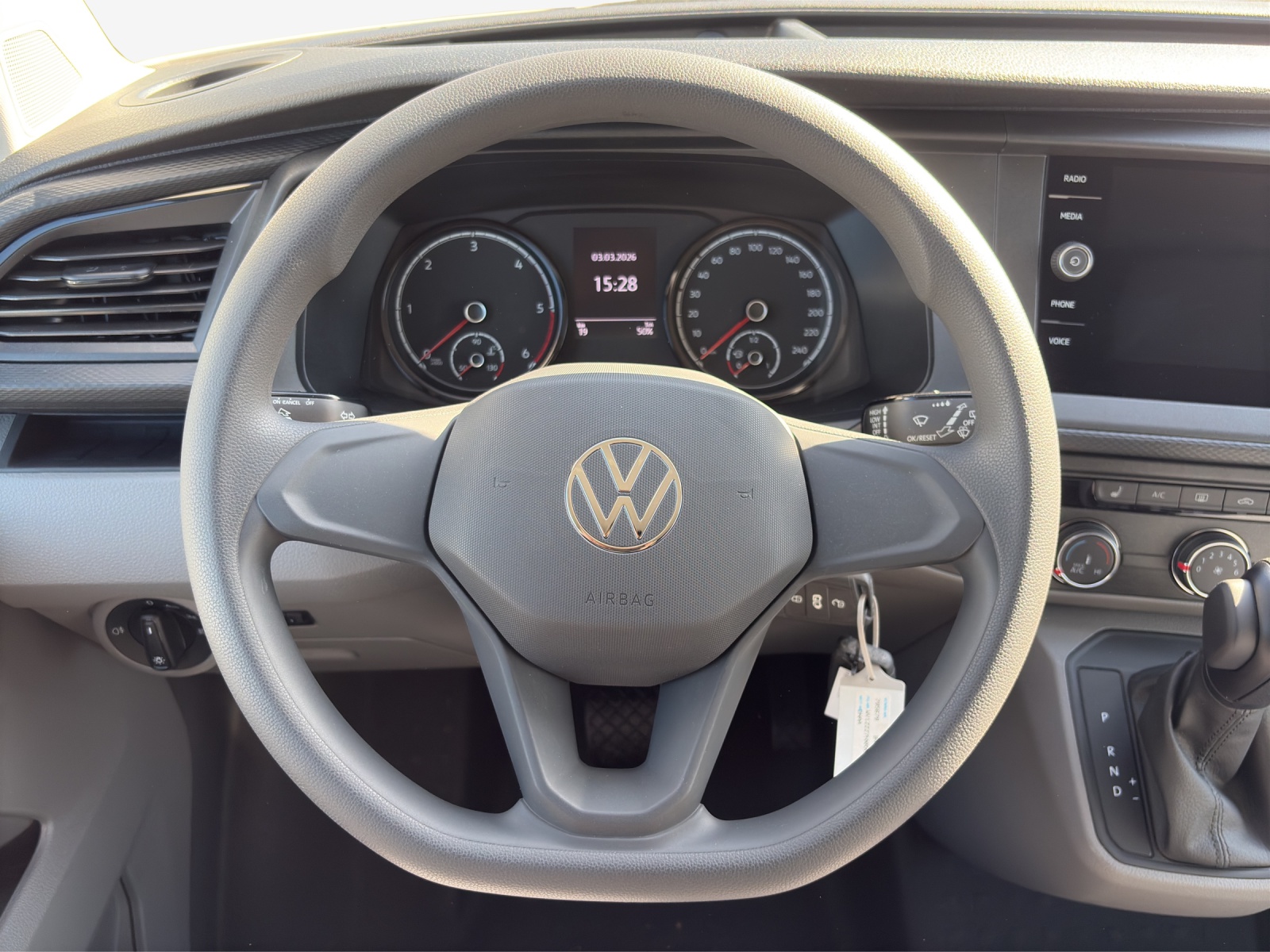 VW VW T6.1 2.0 TDI Envia Pure DSG-image-9