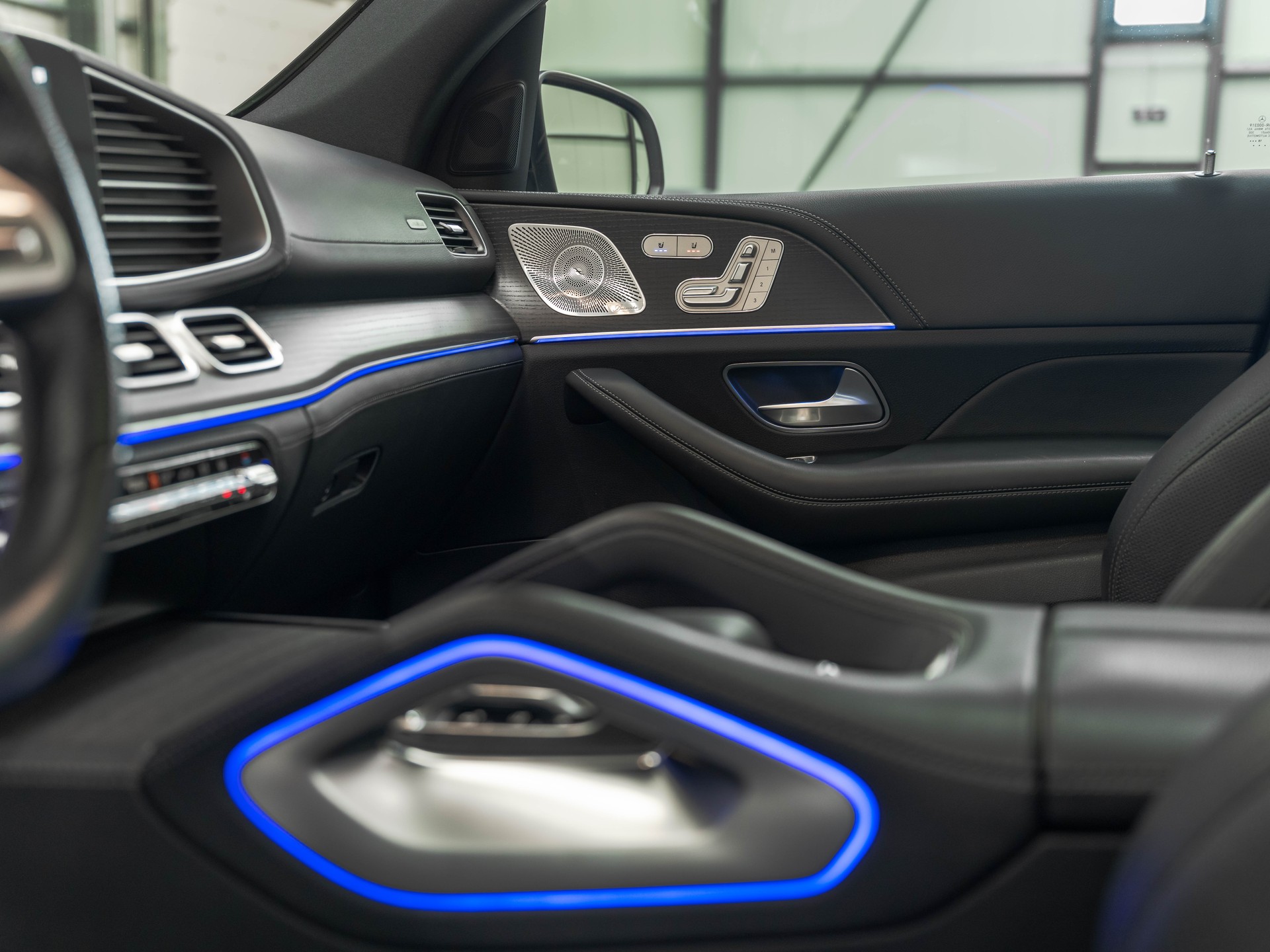 MERCEDES-BENZ GLE 450 4Matic AMG Line 9G-Tronic-image-8