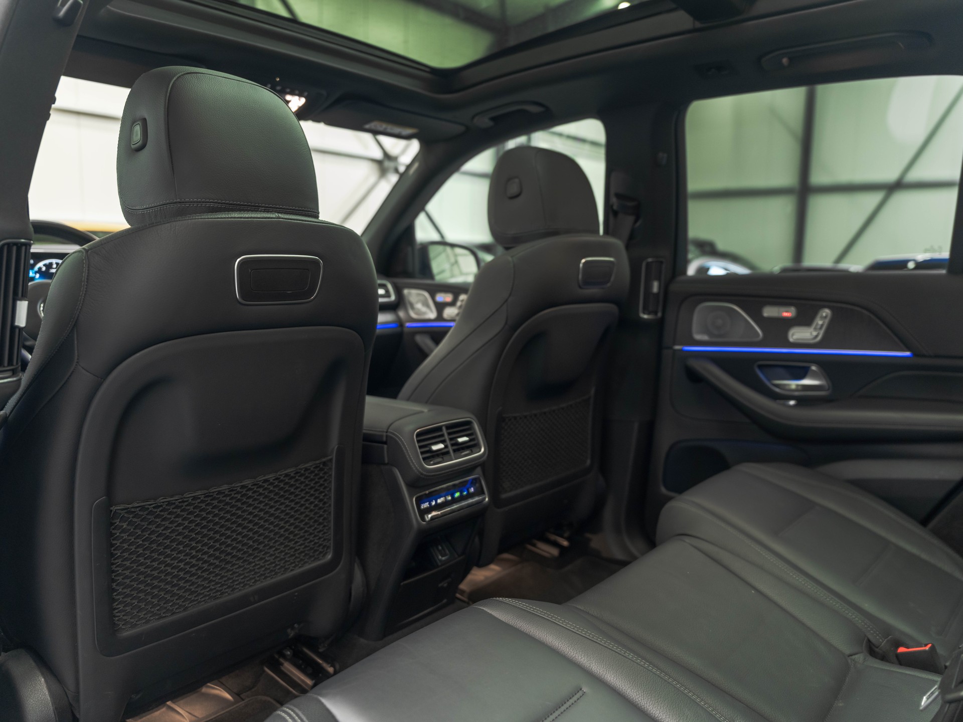 MERCEDES-BENZ GLE 450 4Matic AMG Line 9G-Tronic-image-13