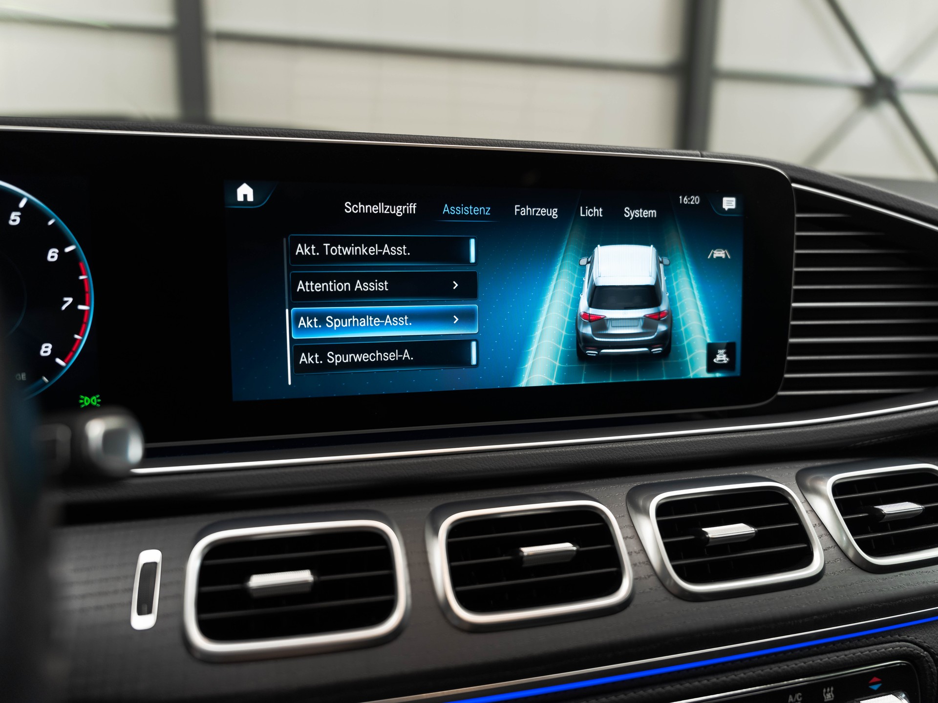 MERCEDES-BENZ GLE 450 4Matic AMG Line 9G-Tronic-image-29