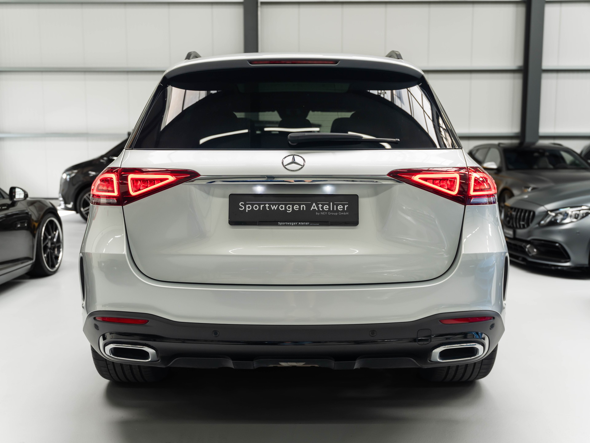 MERCEDES-BENZ GLE 450 4Matic AMG Line 9G-Tronic-image-2