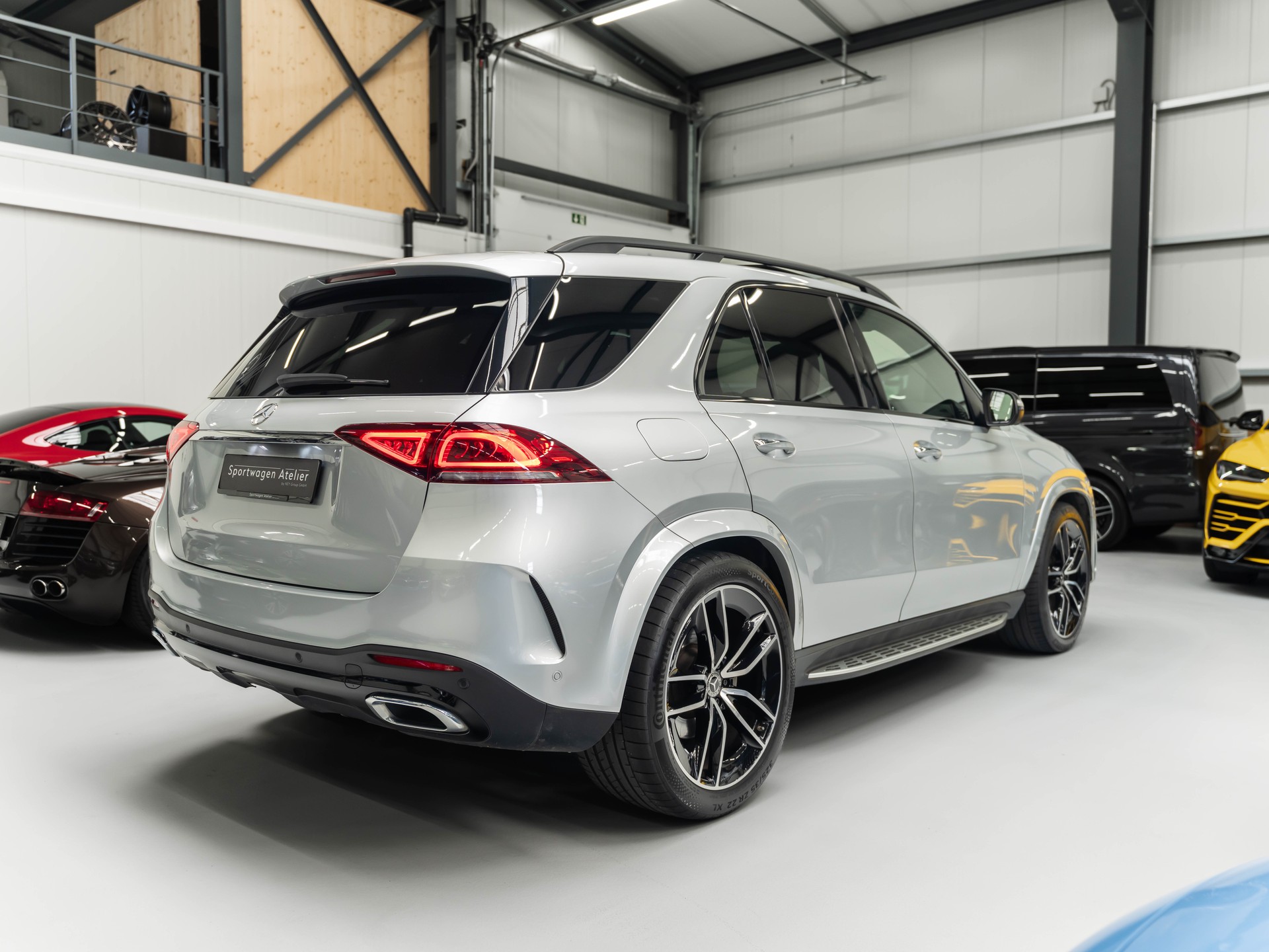 MERCEDES-BENZ GLE 450 4Matic AMG Line 9G-Tronic-image-3