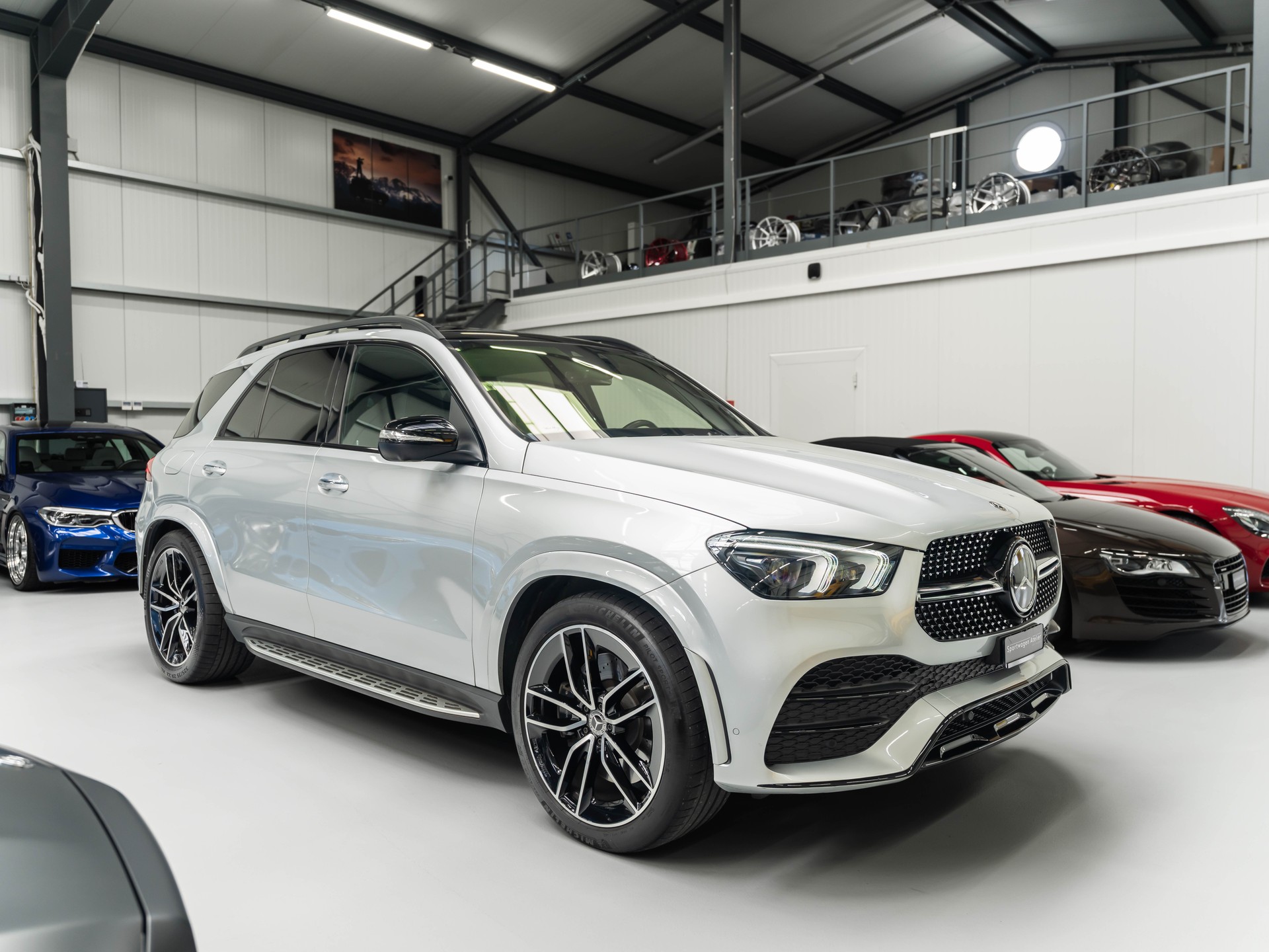 MERCEDES-BENZ GLE 450 4Matic AMG Line 9G-Tronic-image-4