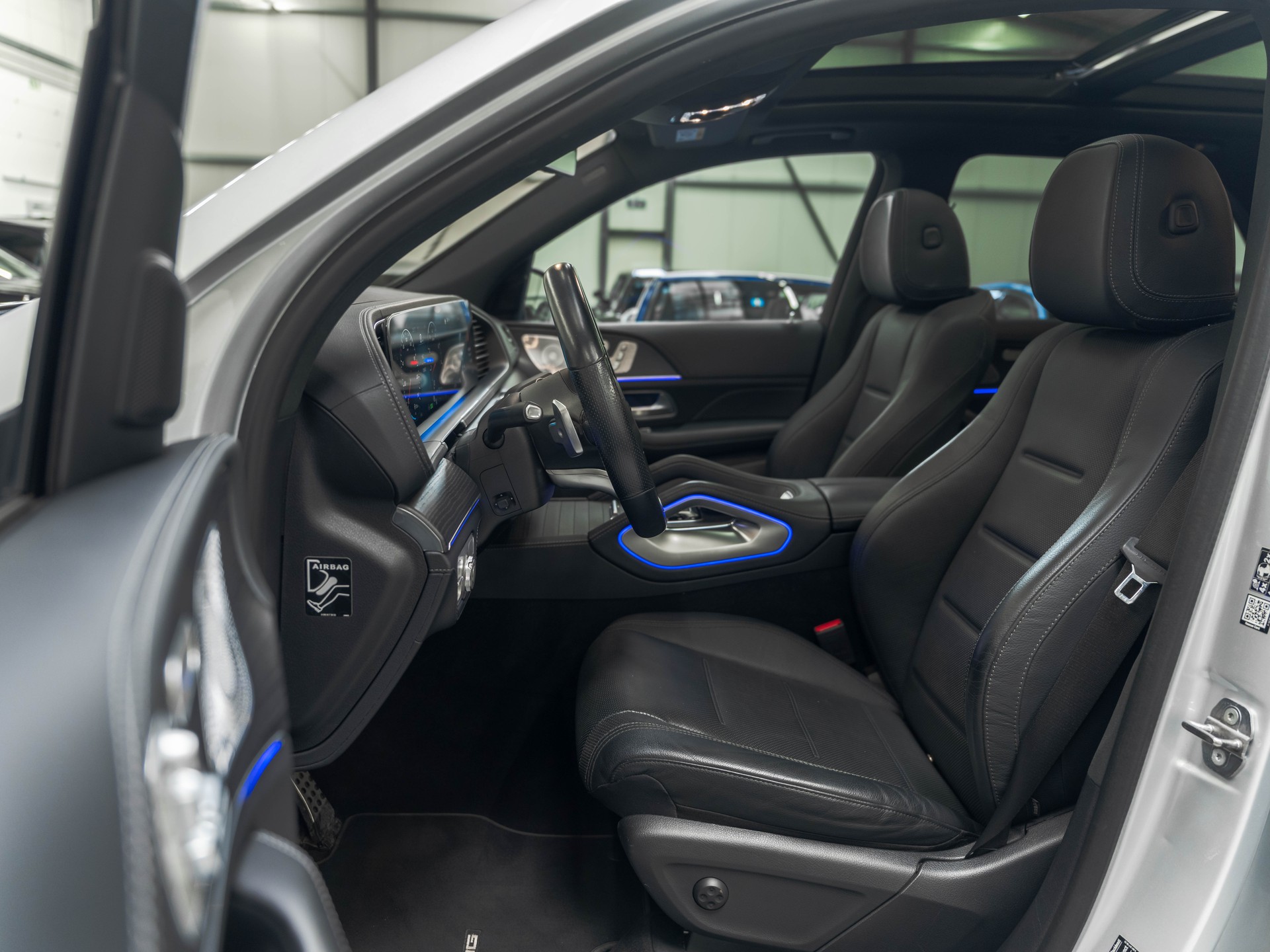 MERCEDES-BENZ GLE 450 4Matic AMG Line 9G-Tronic-image-9