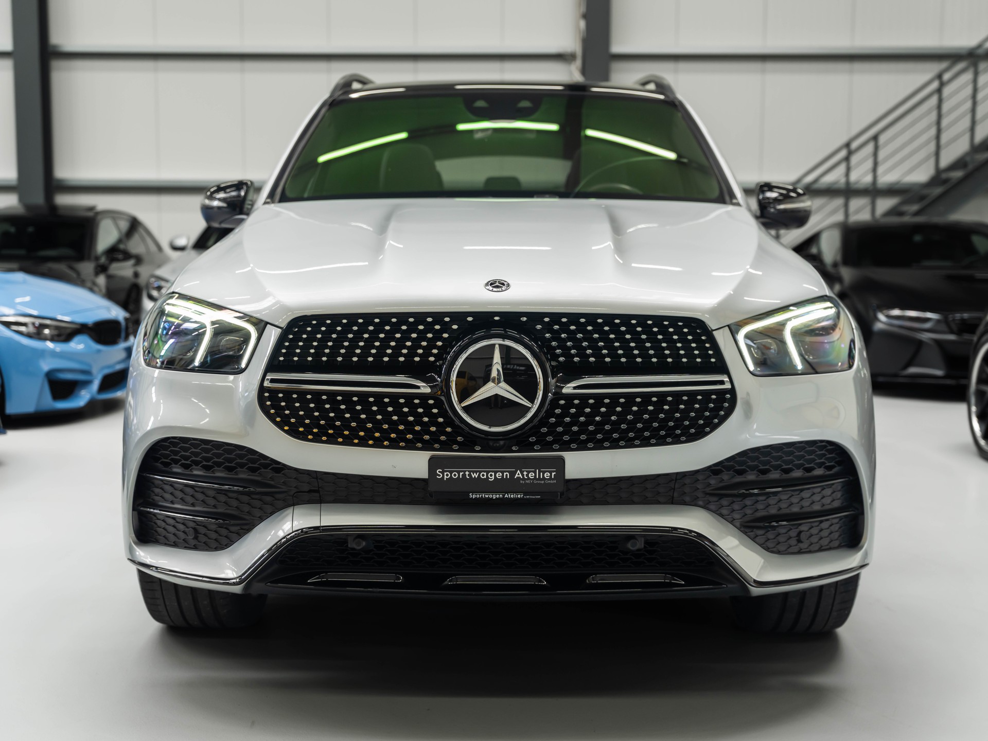 MERCEDES-BENZ GLE 450 4Matic AMG Line 9G-Tronic-image-5