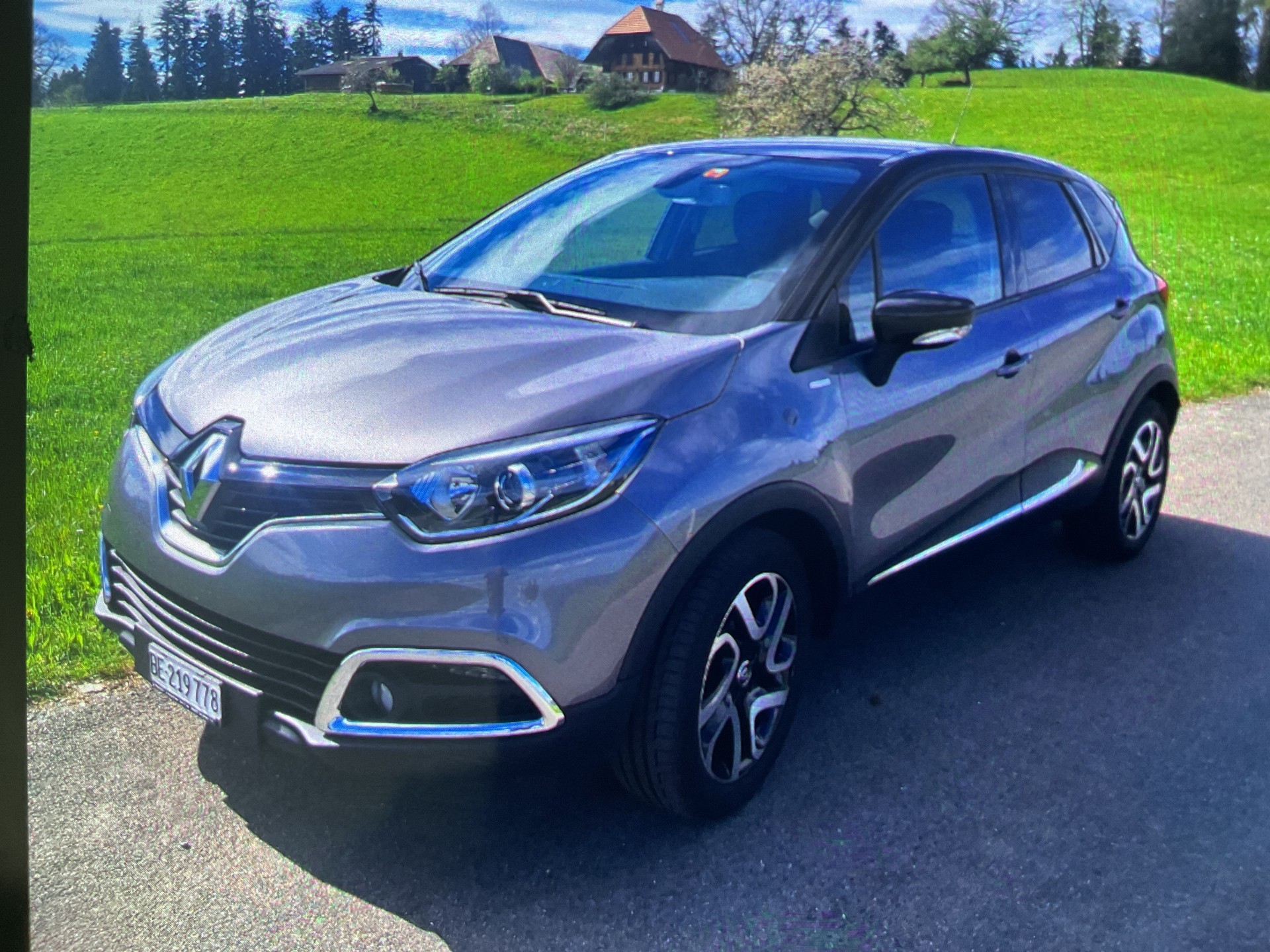 RENAULT 1.2 TCe Swiss Ed. EDC S/S-image-2