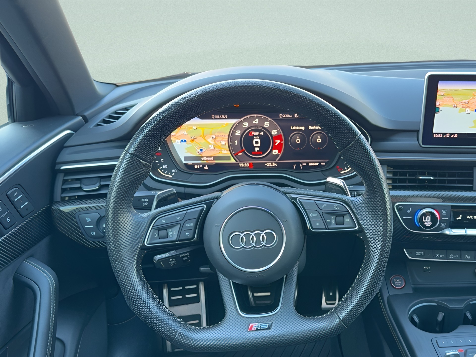 AUDI RS4 Avant 2.9 TFSI quattro tiptronic-image-14