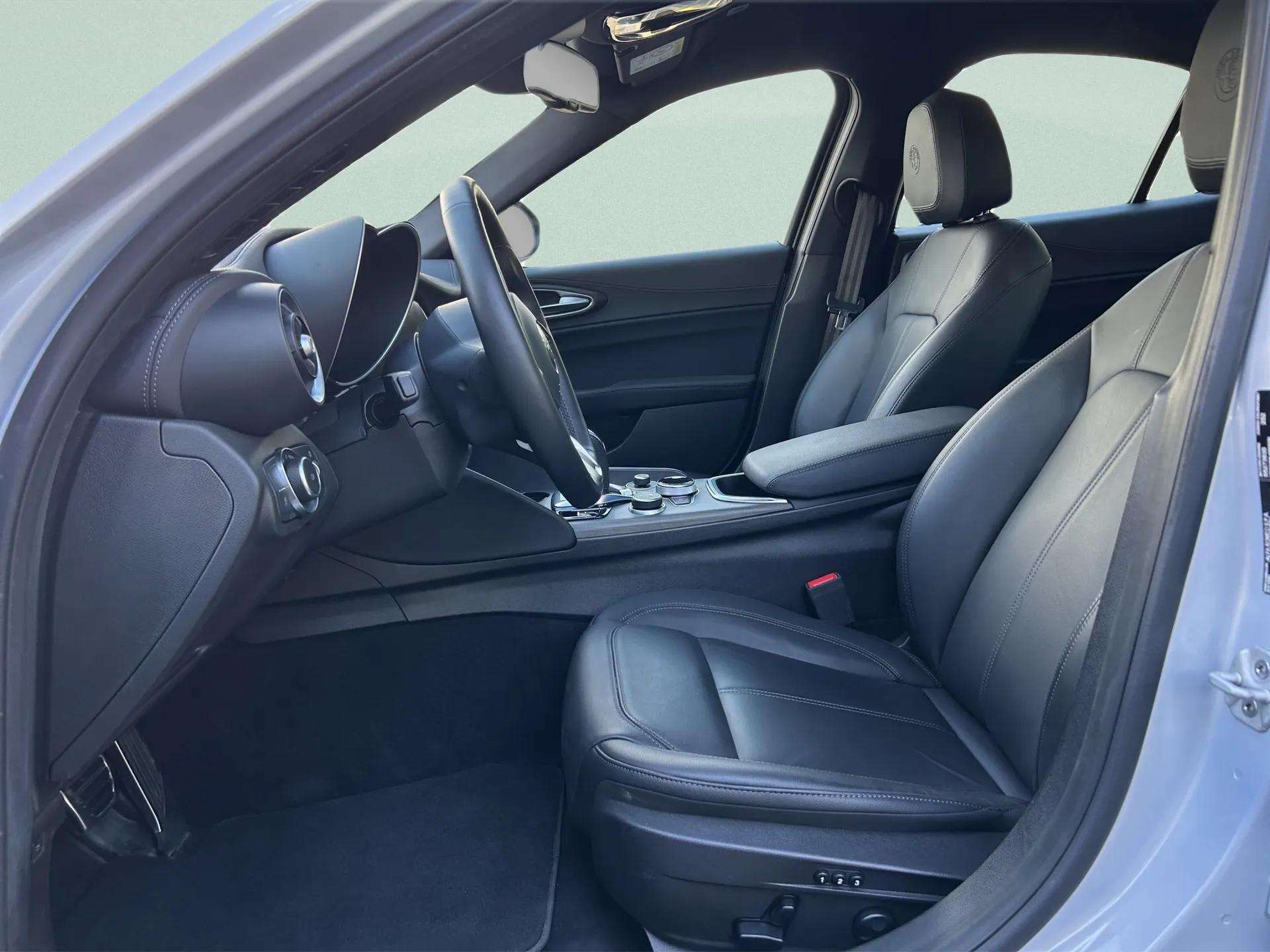 ALFA ROMEO Giulia 2.0 Ti Q4 AT8-image-10