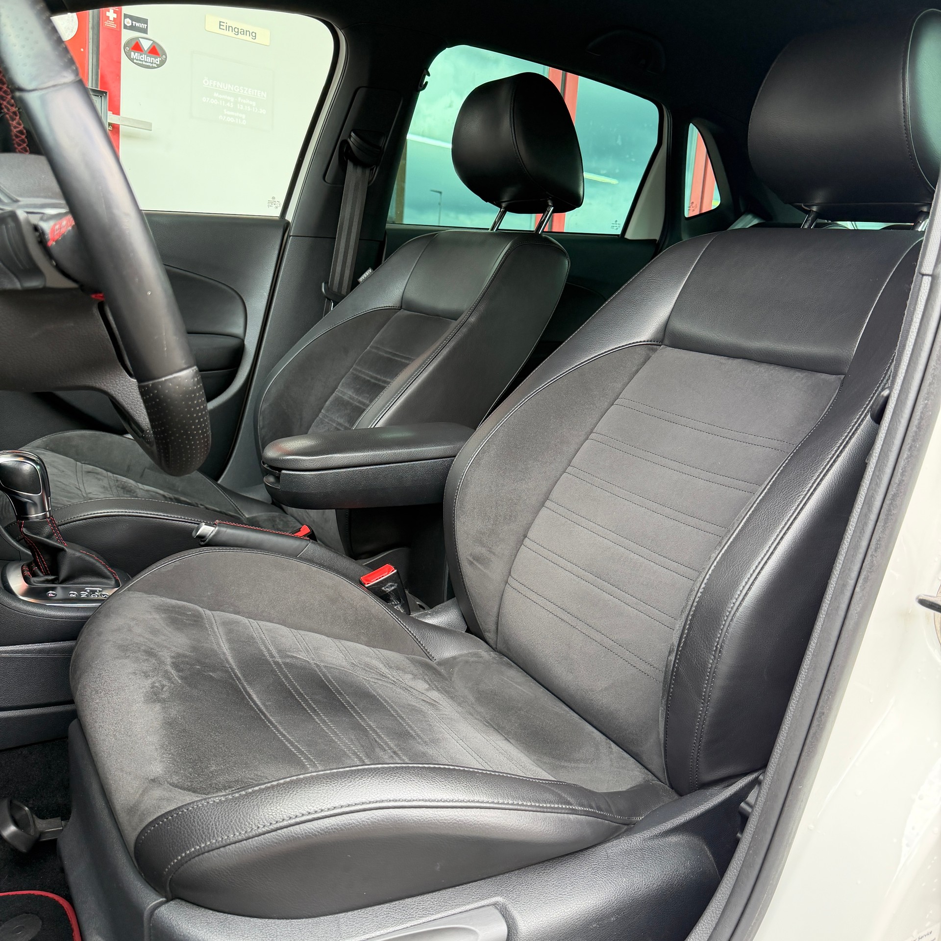 VW Polo 1.4 TSI GTI Carbon Edition DSG-image-11