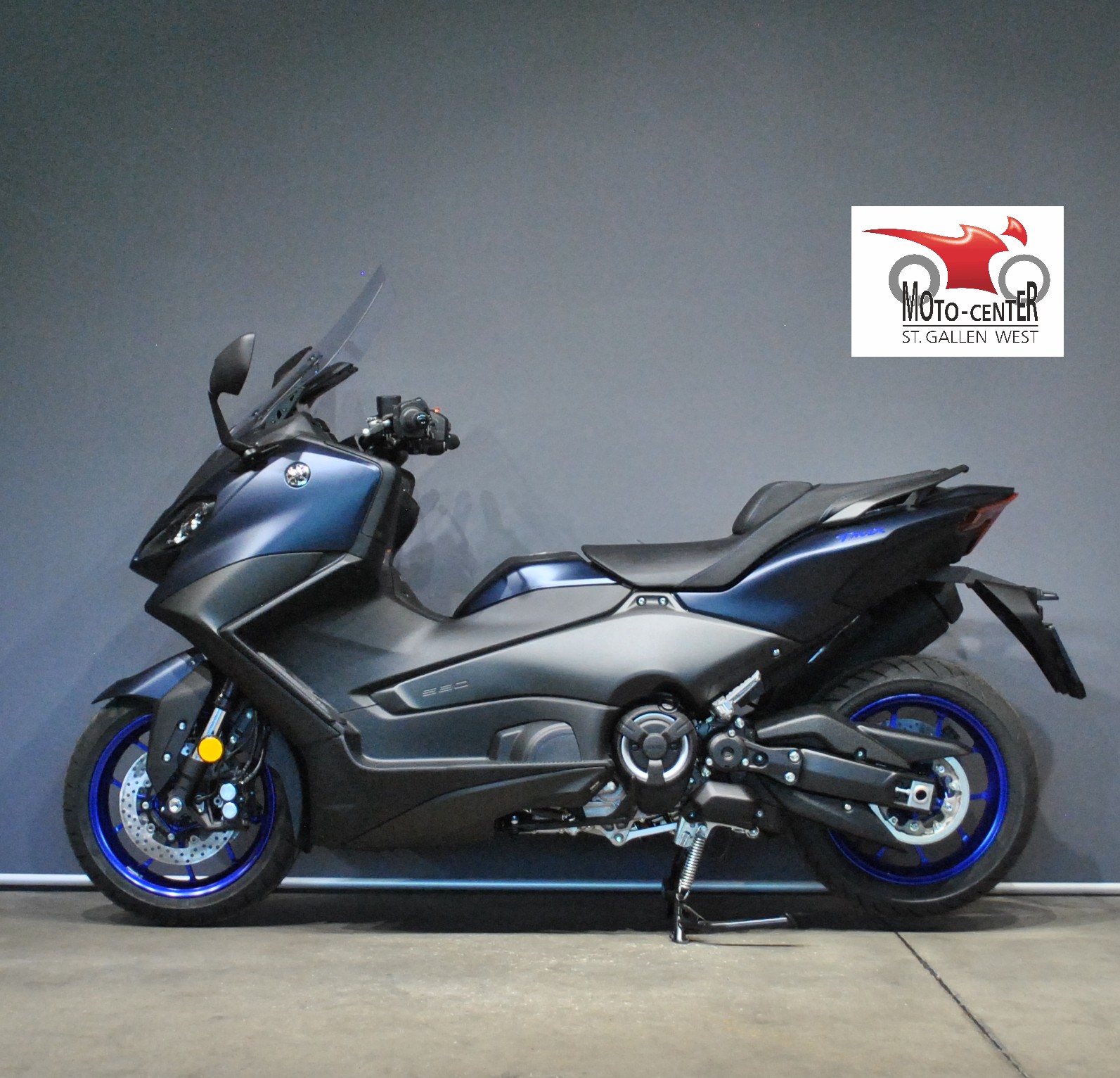 YAMAHA T-MAX Tech-Max XP 560-showroom-element-2