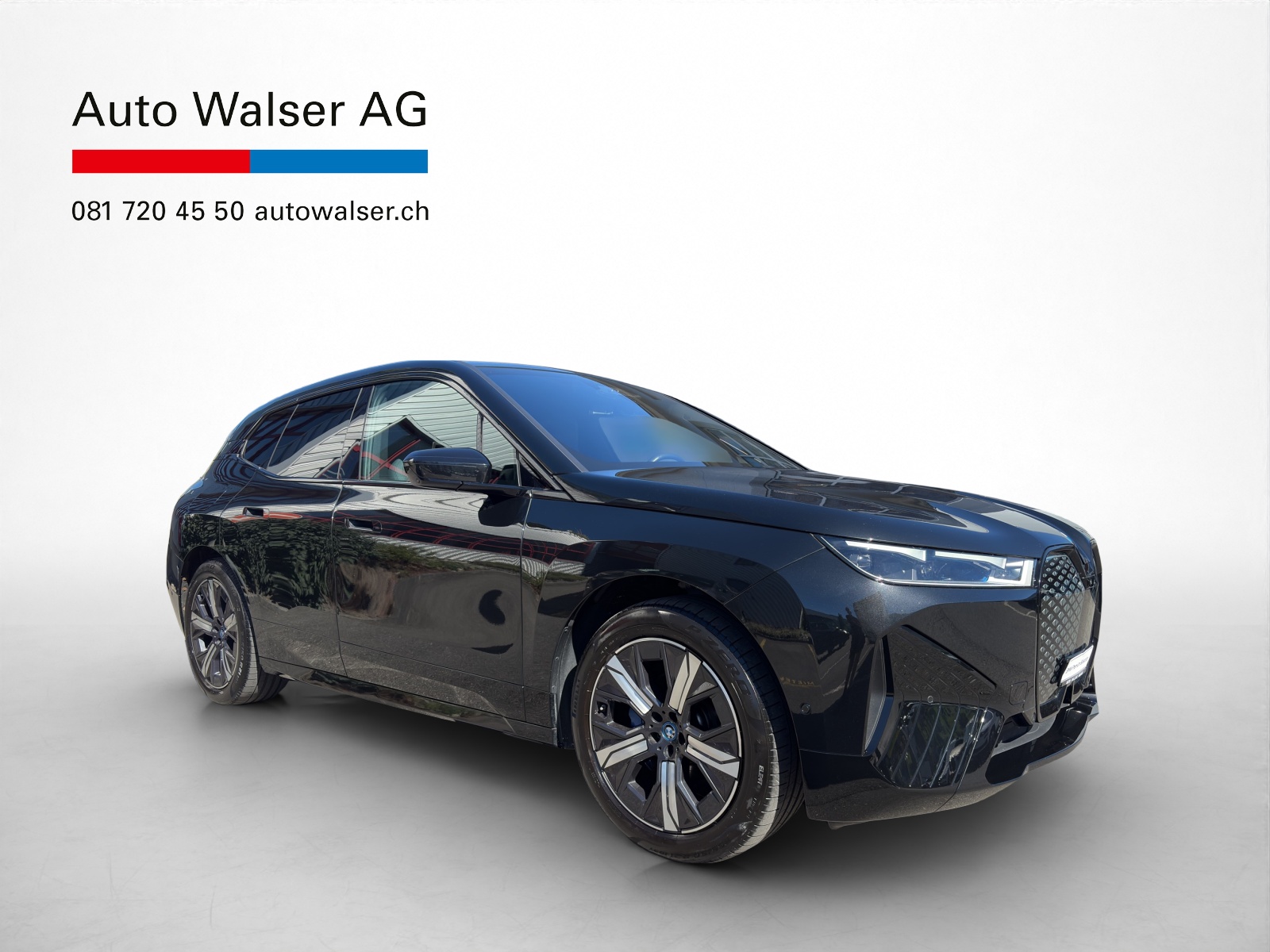 BMW iX xDrive50-image-6