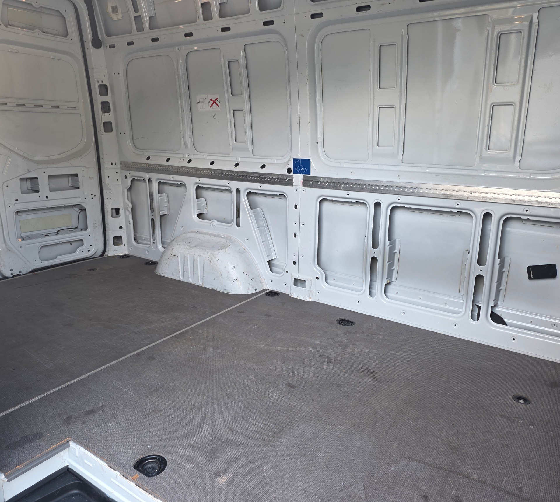 MERCEDES-BENZ Sprinter 315 CDI Kompakt-image-15
