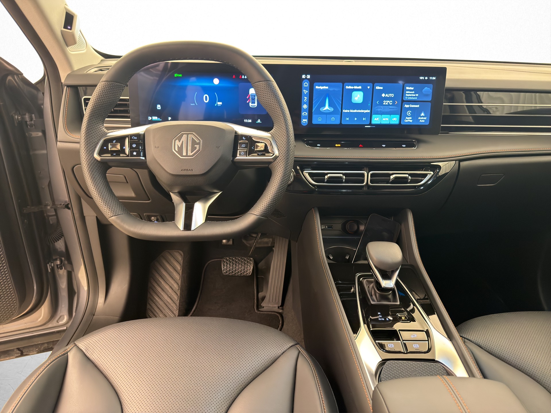 MG HS 1.5 Vti-Tech Luxury-image-13