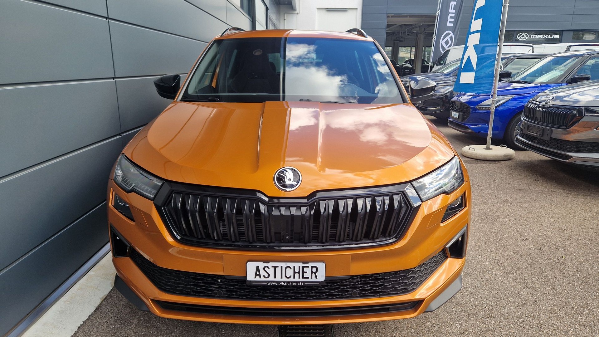 SKODA Karoq 1.5 TSI SportLine DSG-image-2