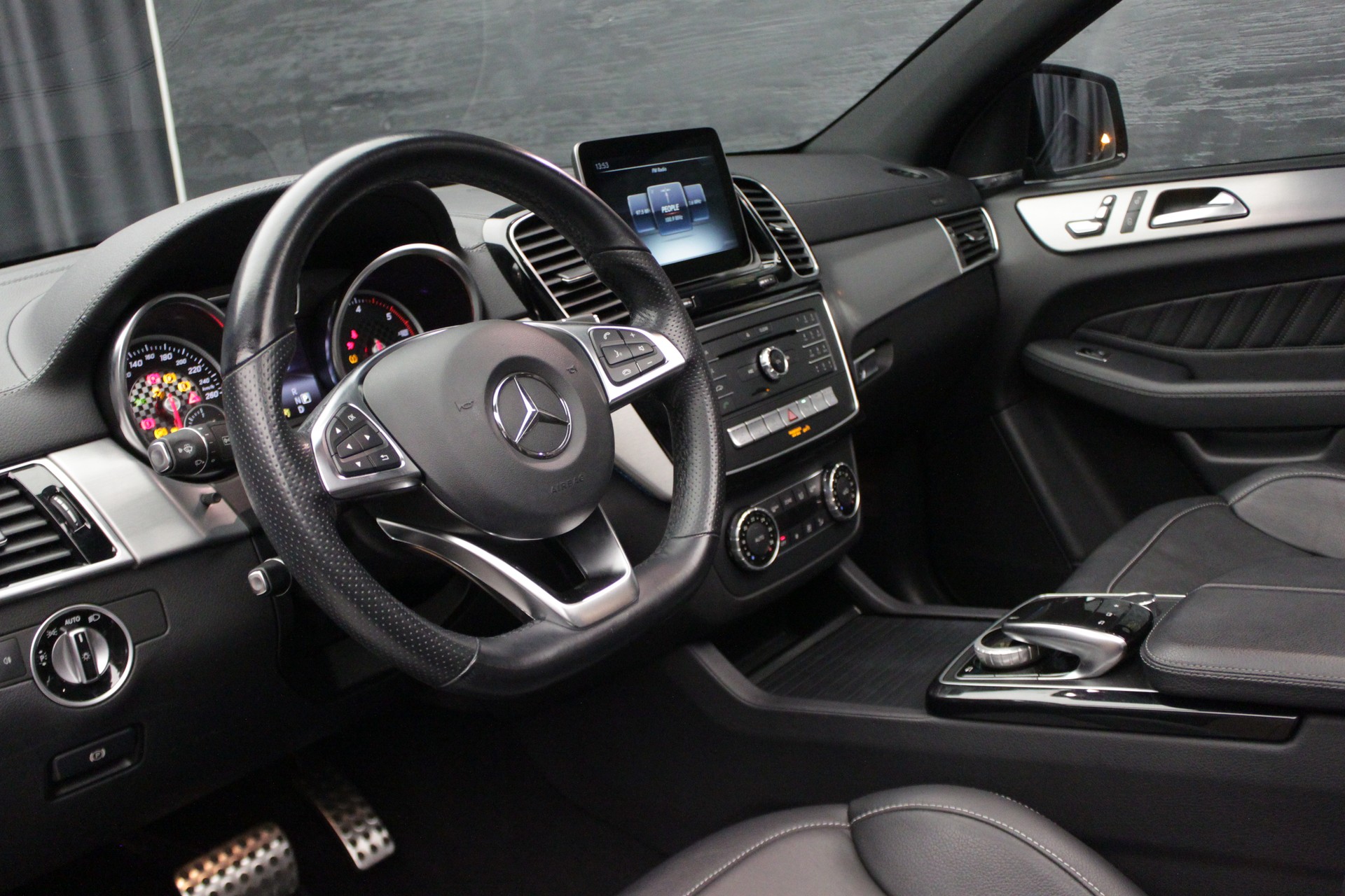 MERCEDES-BENZ GLE Coupé 350 d 4Matic 9G-Tronic **AMG-LINE**-image-22