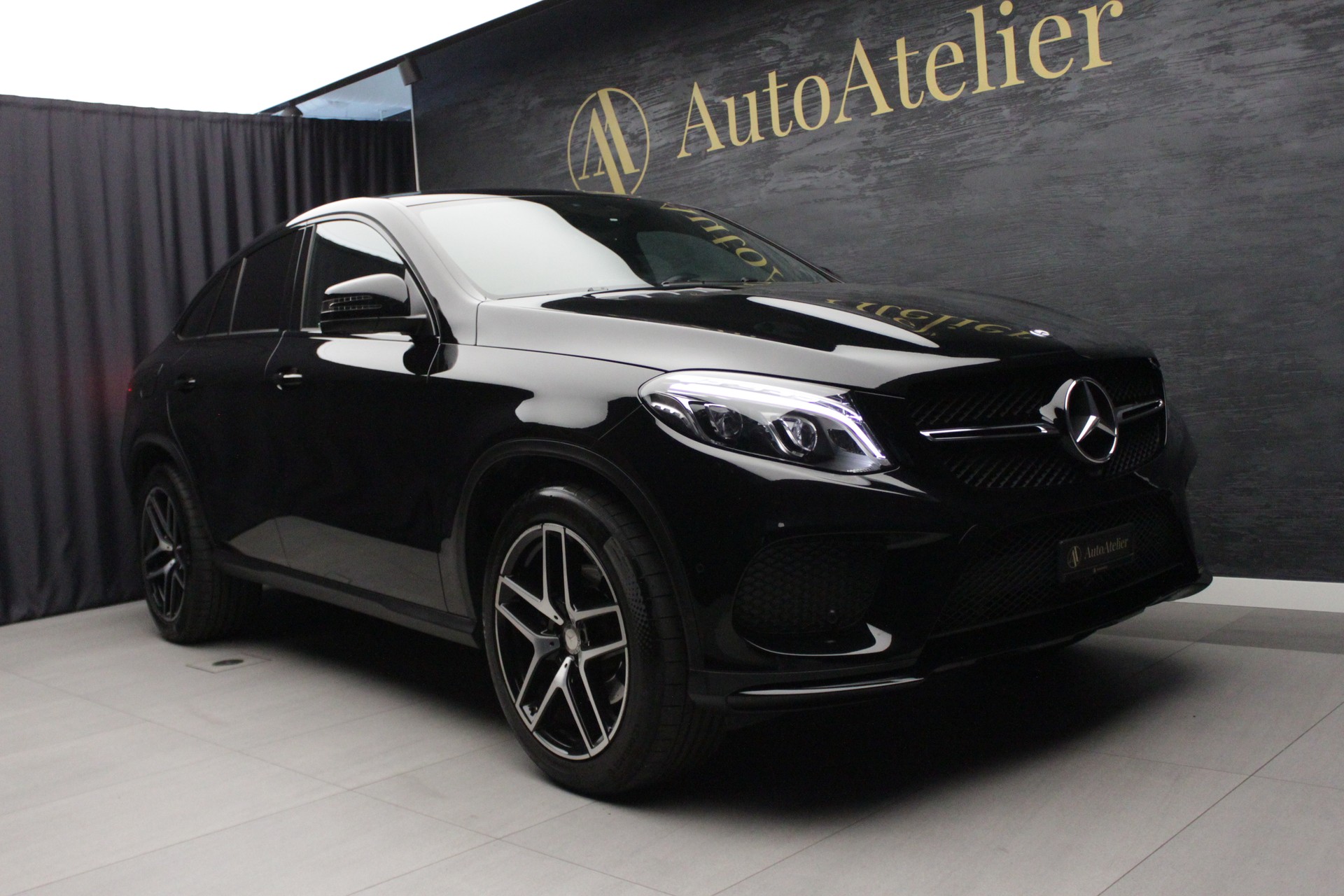 MERCEDES-BENZ GLE Coupé 350 d 4Matic 9G-Tronic **AMG-LINE**-image-3