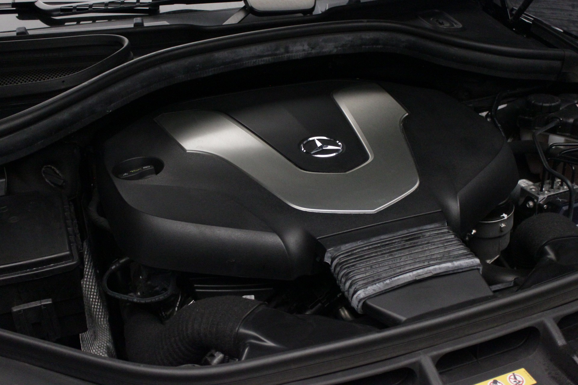 MERCEDES-BENZ GLE Coupé 350 d 4Matic 9G-Tronic **AMG-LINE**-image-24