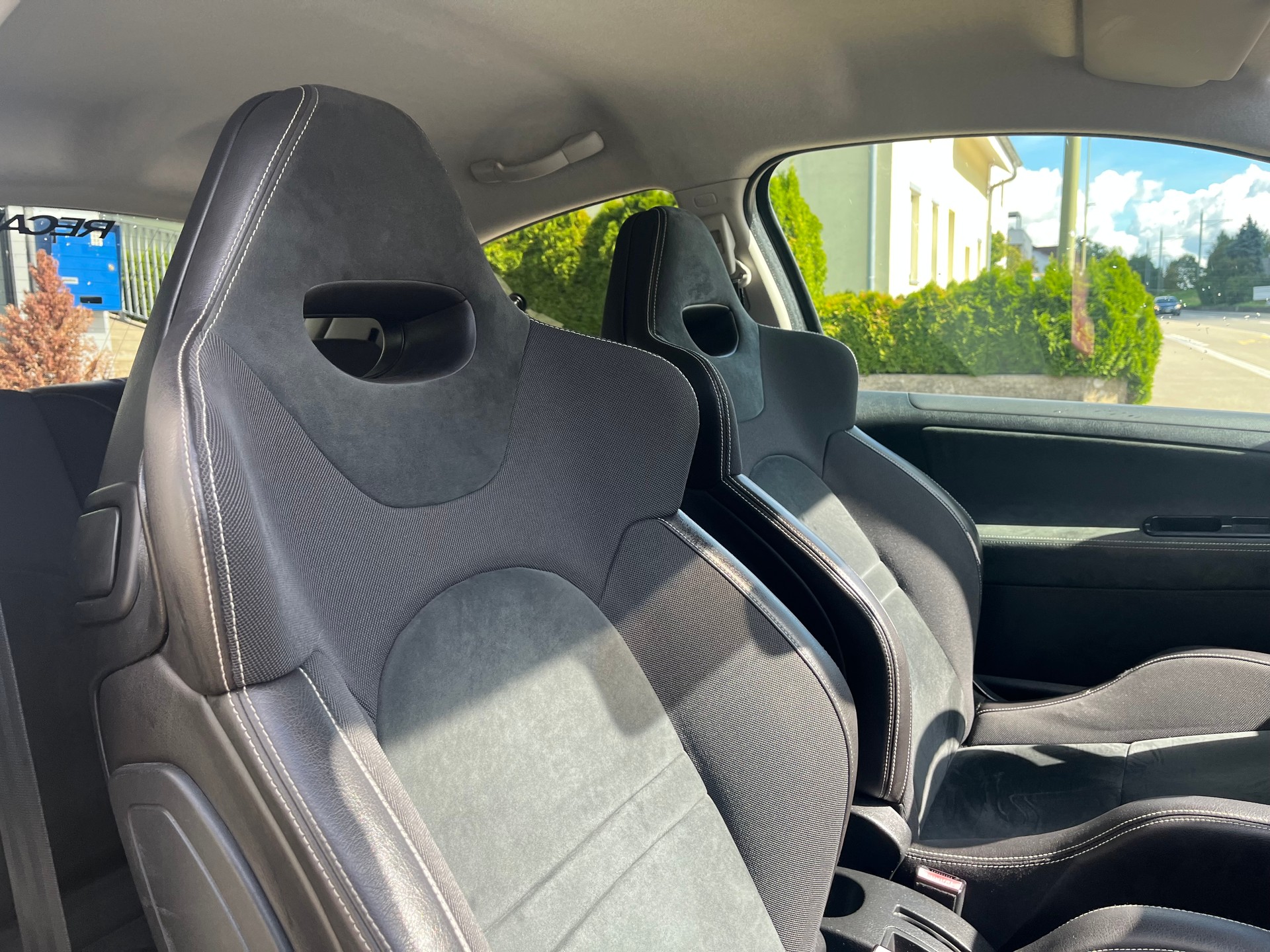 PEUGEOT 207 1.6 16V Turbo GTi-image-5