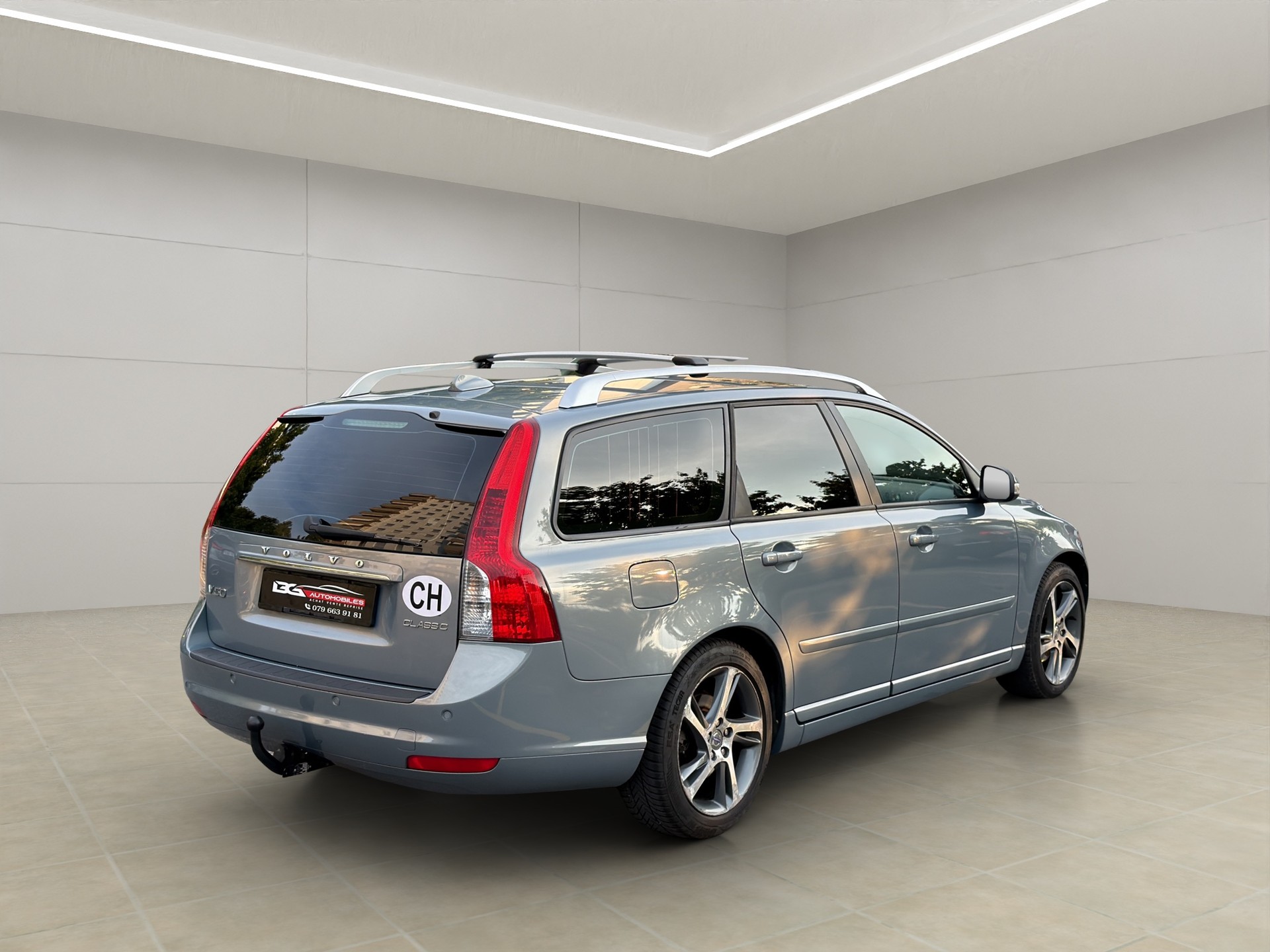VOLVO V50 DRIVe Start/Stop Momentum-image-4