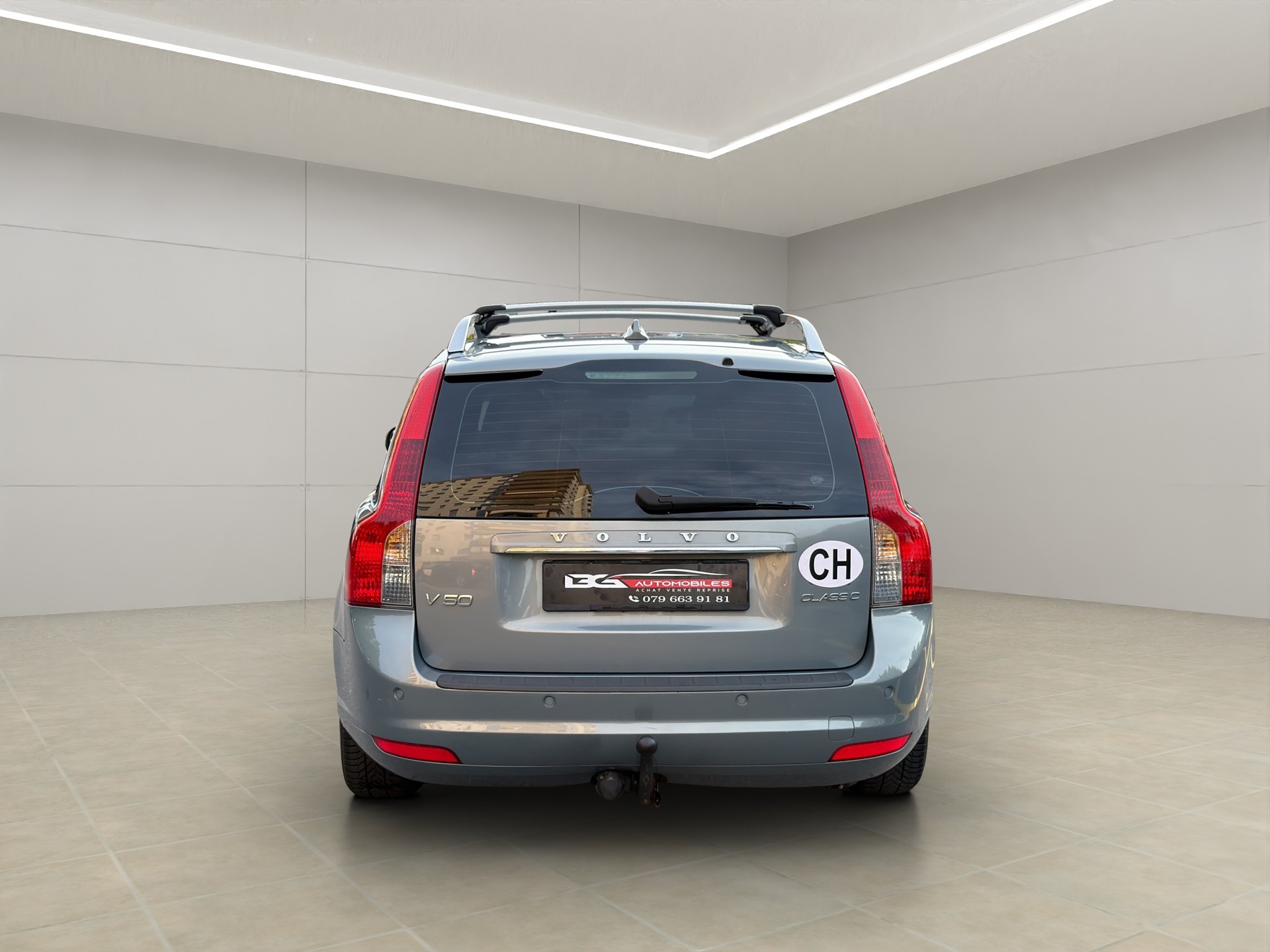 VOLVO V50 DRIVe Start/Stop Momentum-image-2