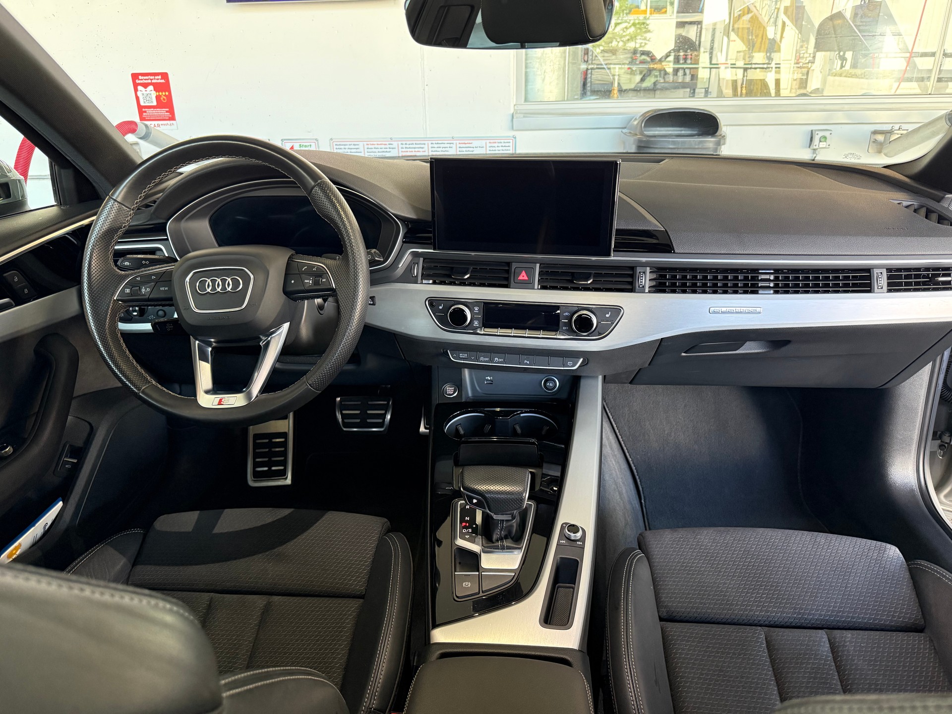 AUDI 2.0 45 TFSI S Line quattro S-Tronic-image-4