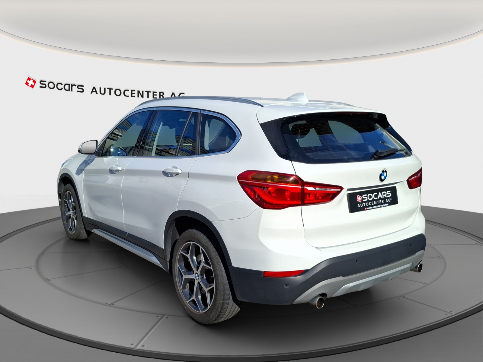 BMW X1 xDrive 20d xLine Steptronic-image-4