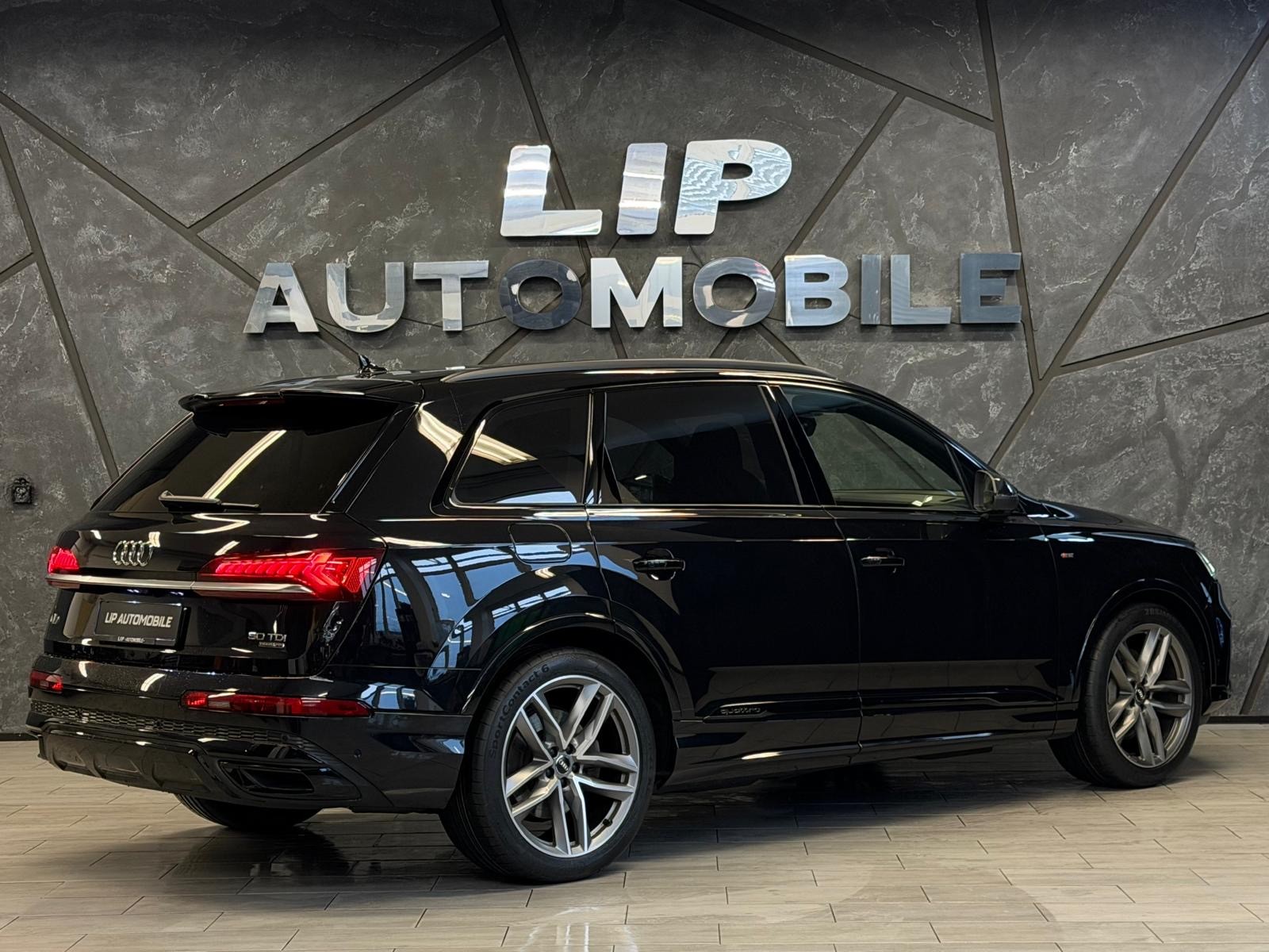 AUDI Q7 50 TDI quattro S Line tiptronic 7Plätze-image-5