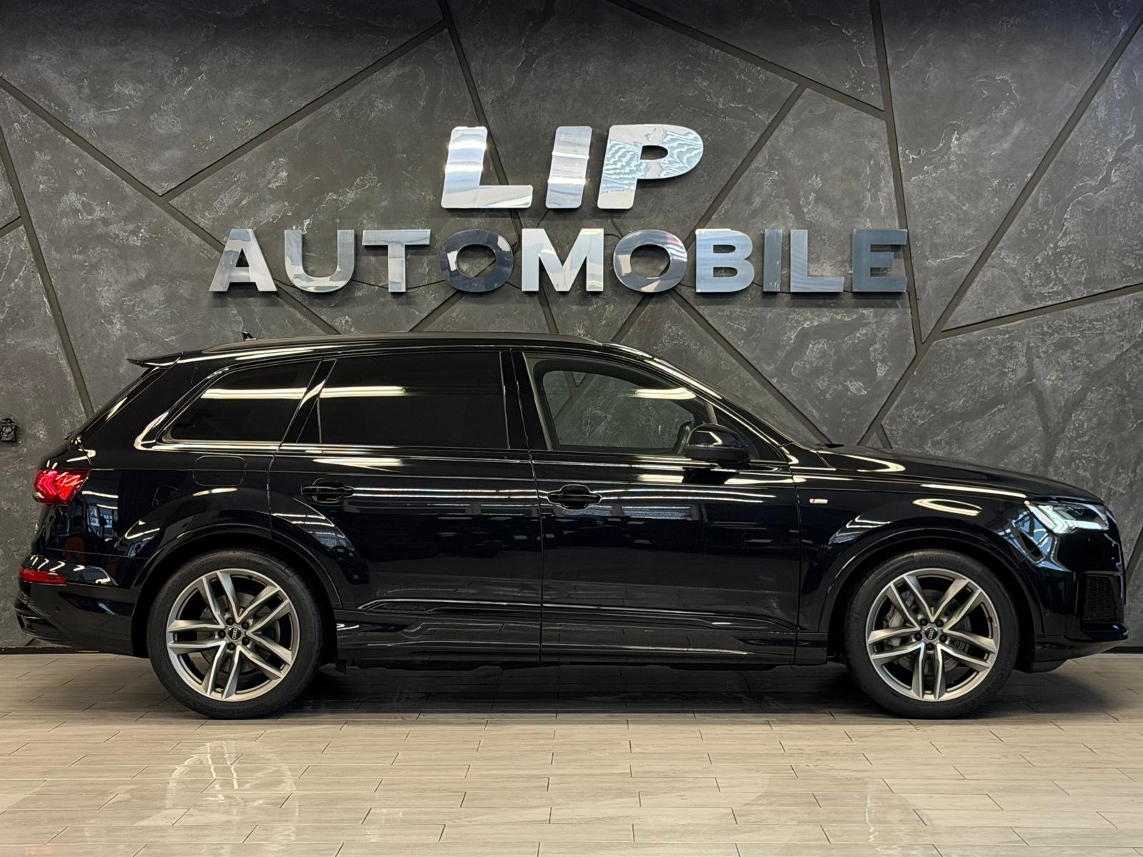 AUDI Q7 50 TDI quattro S Line tiptronic 7Plätze-image-3