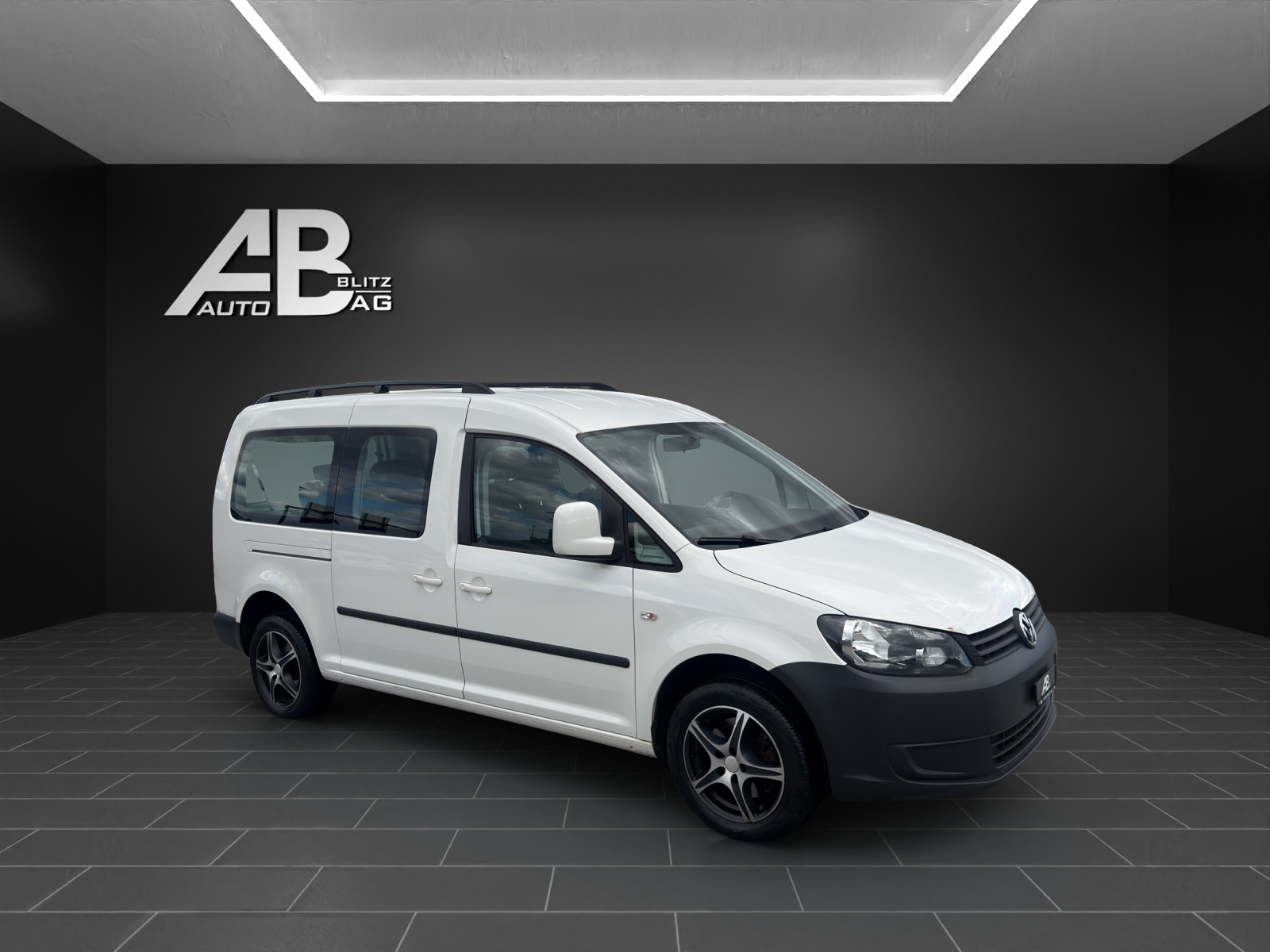 VW Caddy Maxi 2.0 TDI CR 4Motion Trendline * 7-Plätzer *-image-5