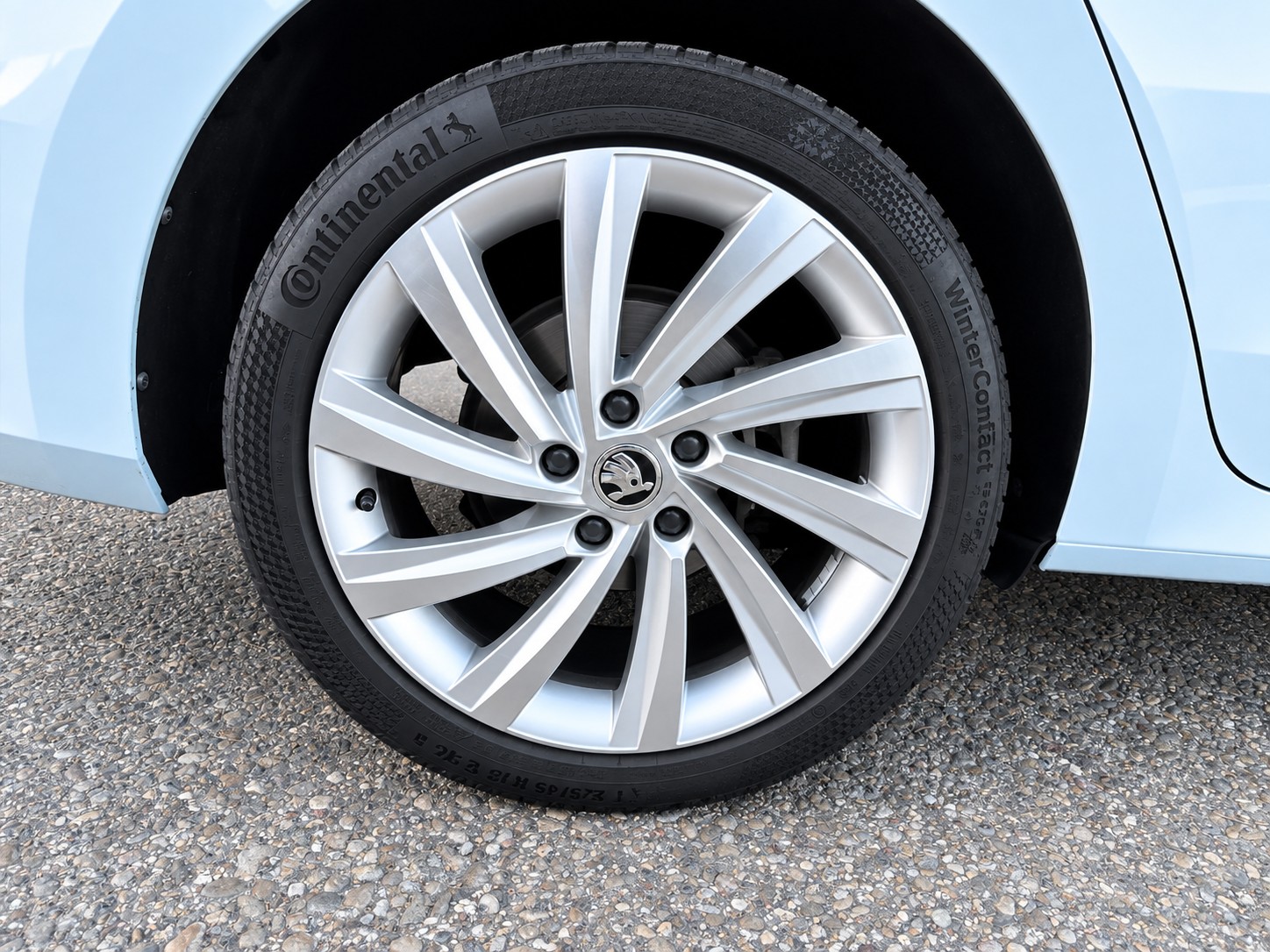 SKODA Octavia Combi 2.0 TDI 200 Style 4x4 DSG-image-21
